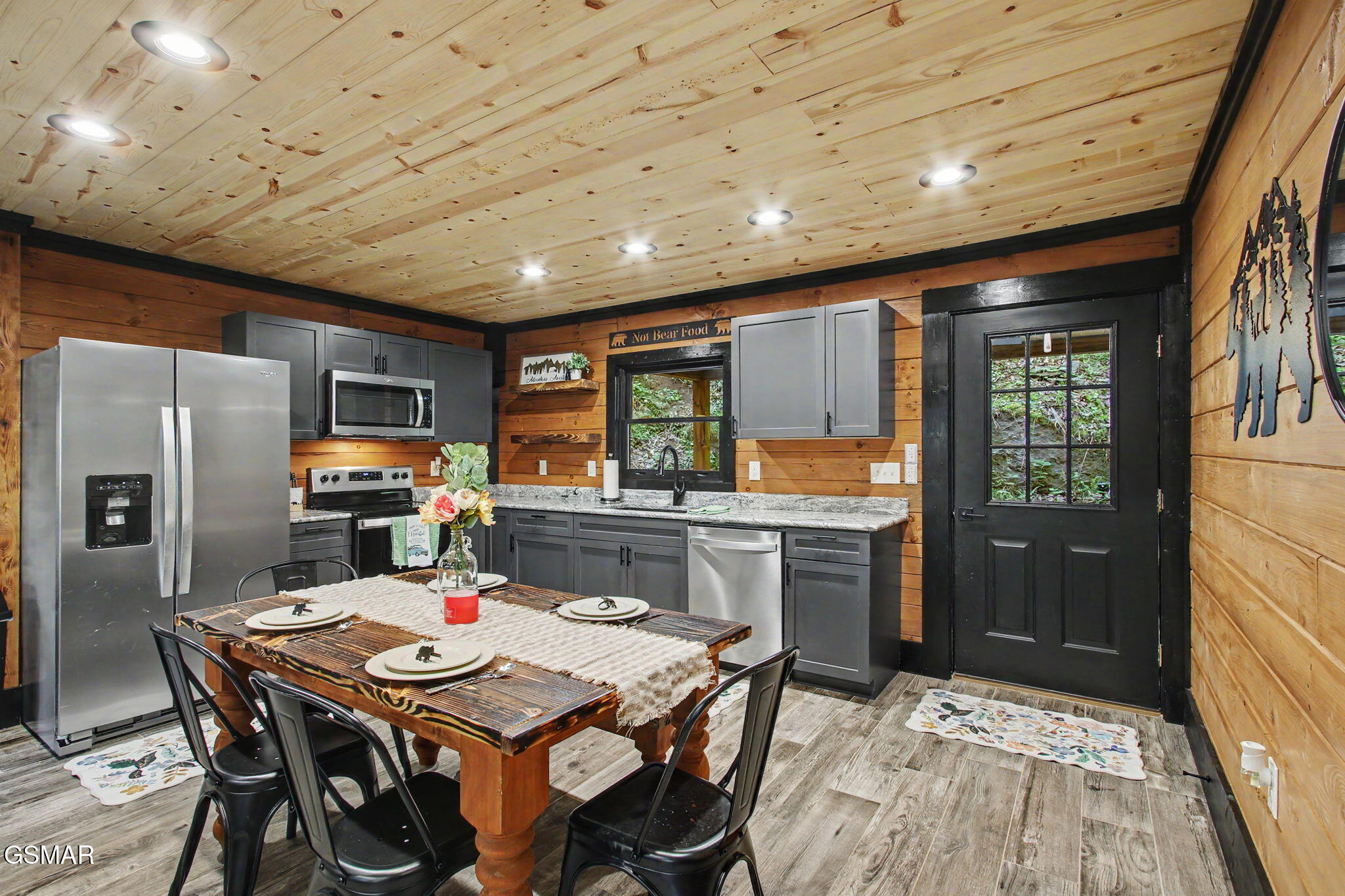 3547 Sugar Maple Loop Road Sevierville TN 37862