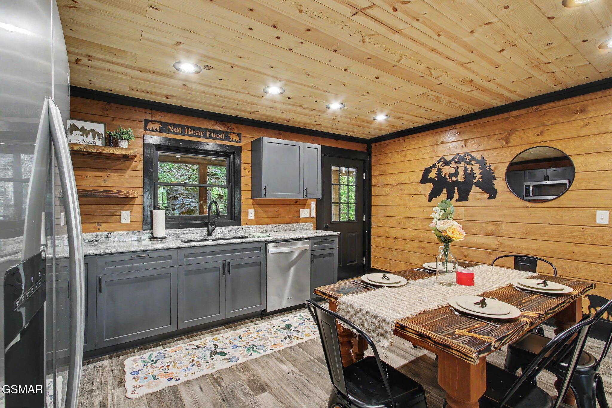3547 Sugar Maple Loop Road Sevierville TN 37862