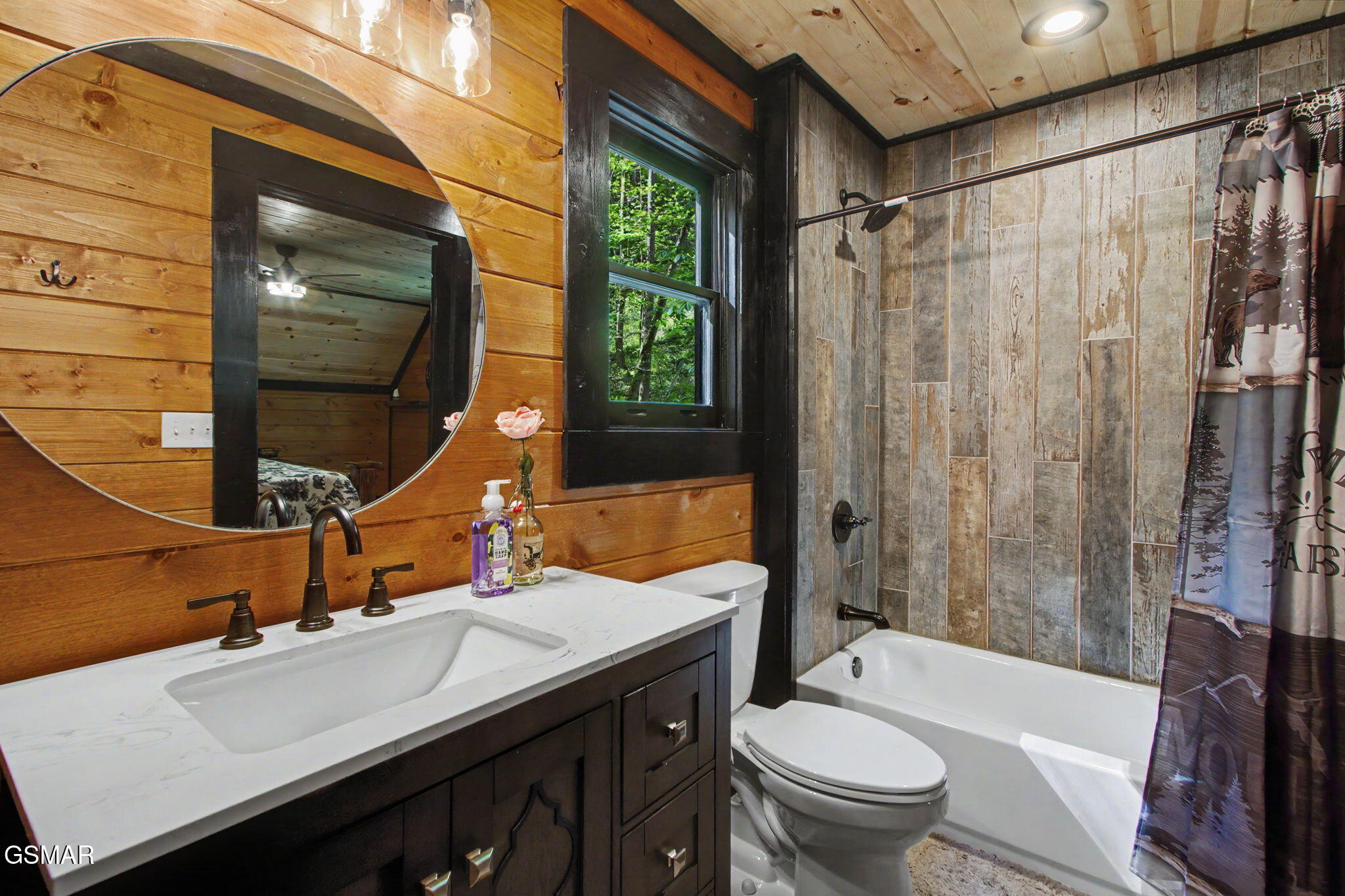 3547 Sugar Maple Loop Road Sevierville TN 37862
