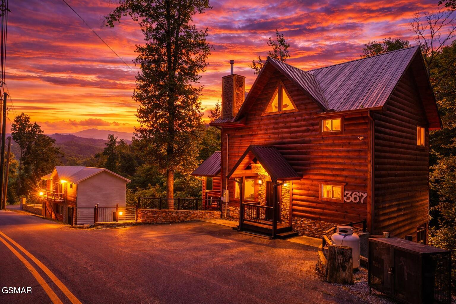 367 Wiley Oakley Drive Gatlinburg TN 37738