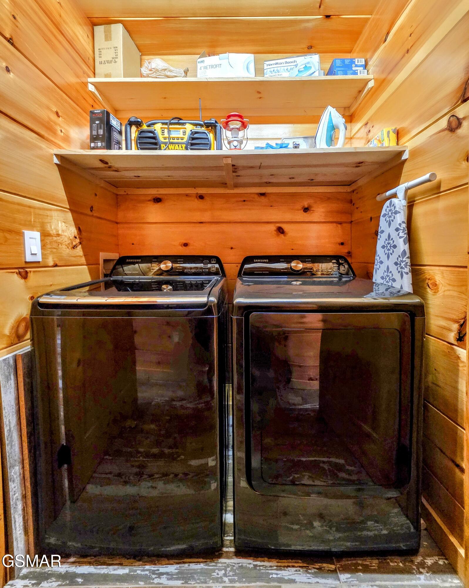 367 Wiley Oakley Drive Gatlinburg TN 37738