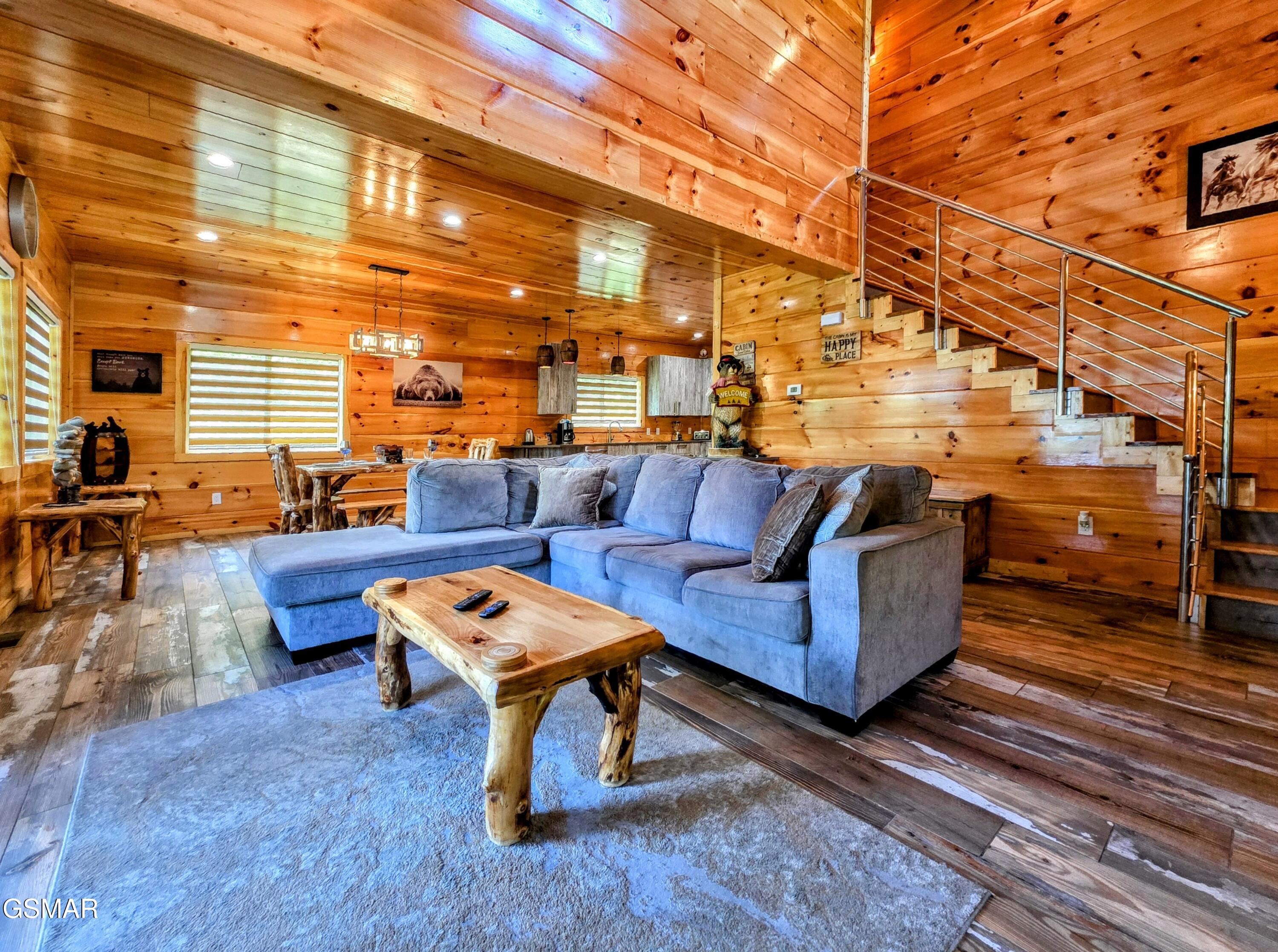 367 Wiley Oakley Drive Gatlinburg TN 37738