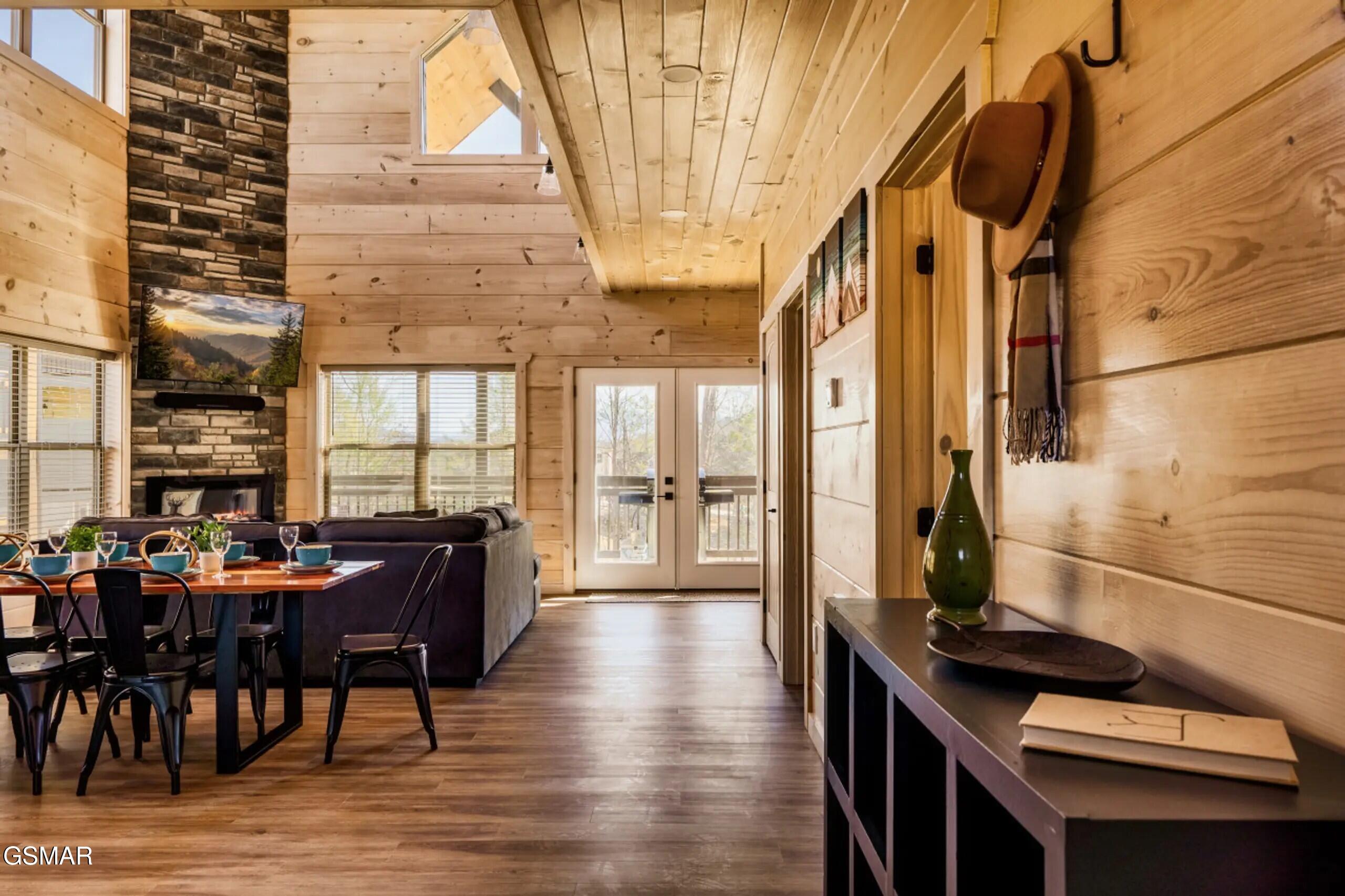 2852 Sequoia Road Pigeon Forge TN 37863