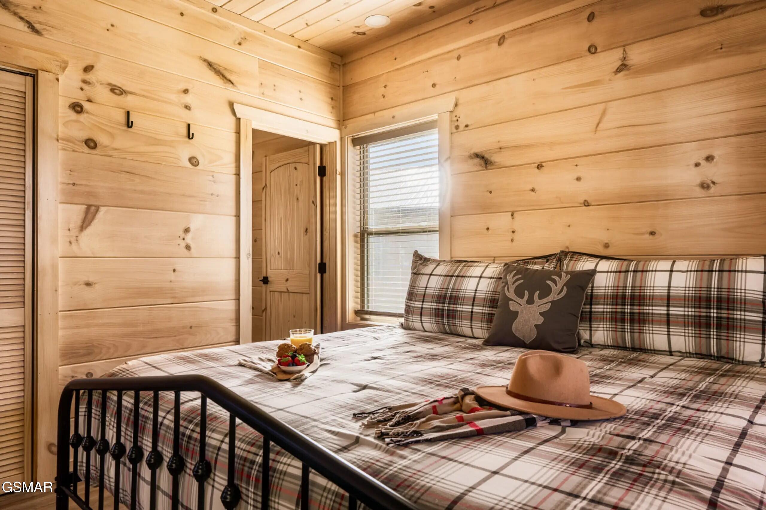 2852 Sequoia Road Pigeon Forge TN 37863