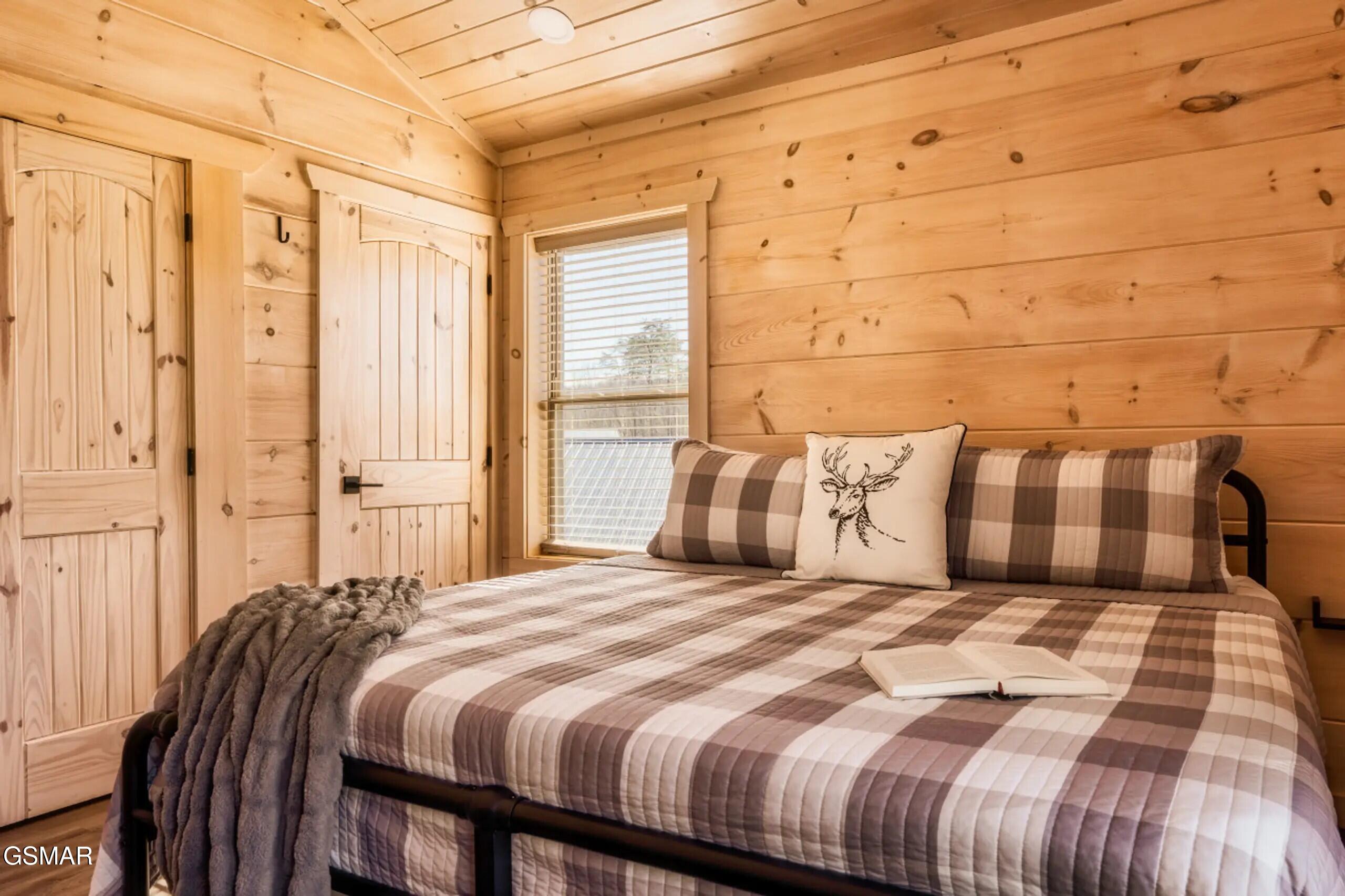 2852 Sequoia Road Pigeon Forge TN 37863