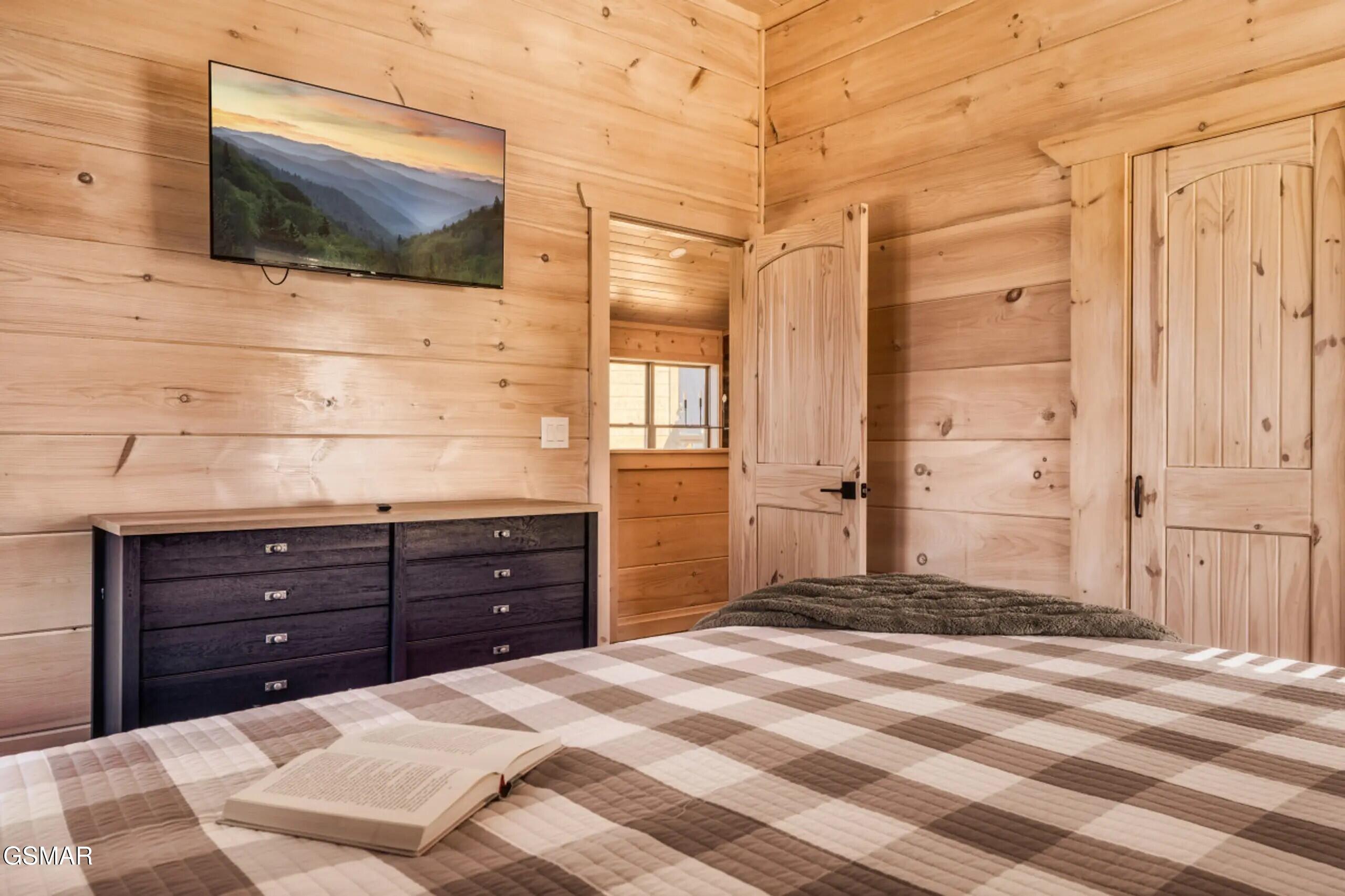 2852 Sequoia Road Pigeon Forge TN 37863