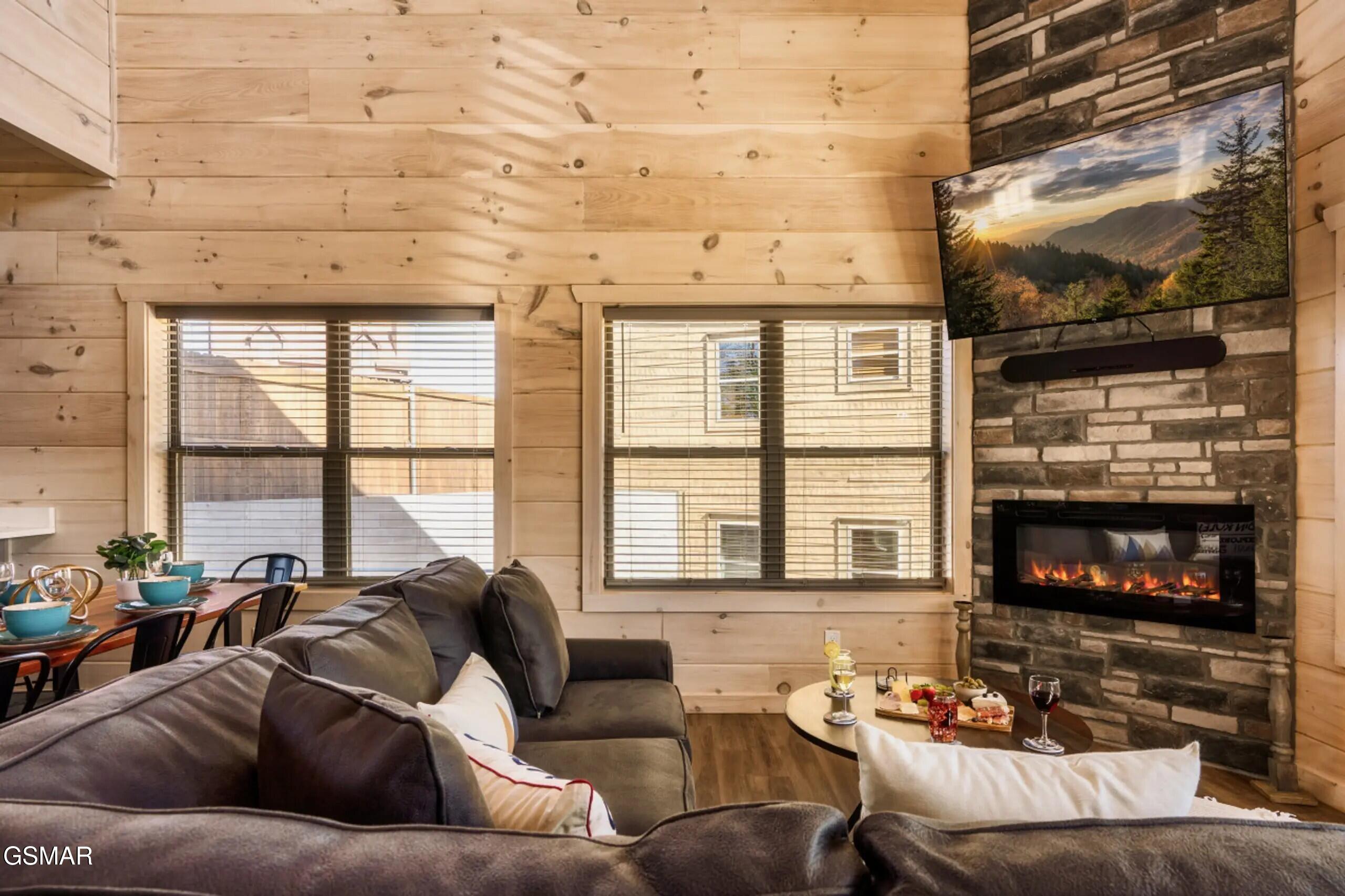 2852 Sequoia Road Pigeon Forge TN 37863