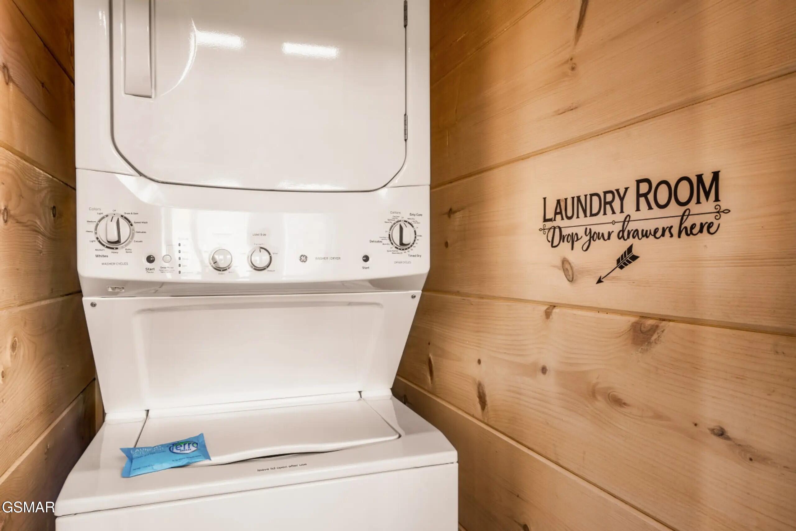 2852 Sequoia Road Pigeon Forge TN 37863