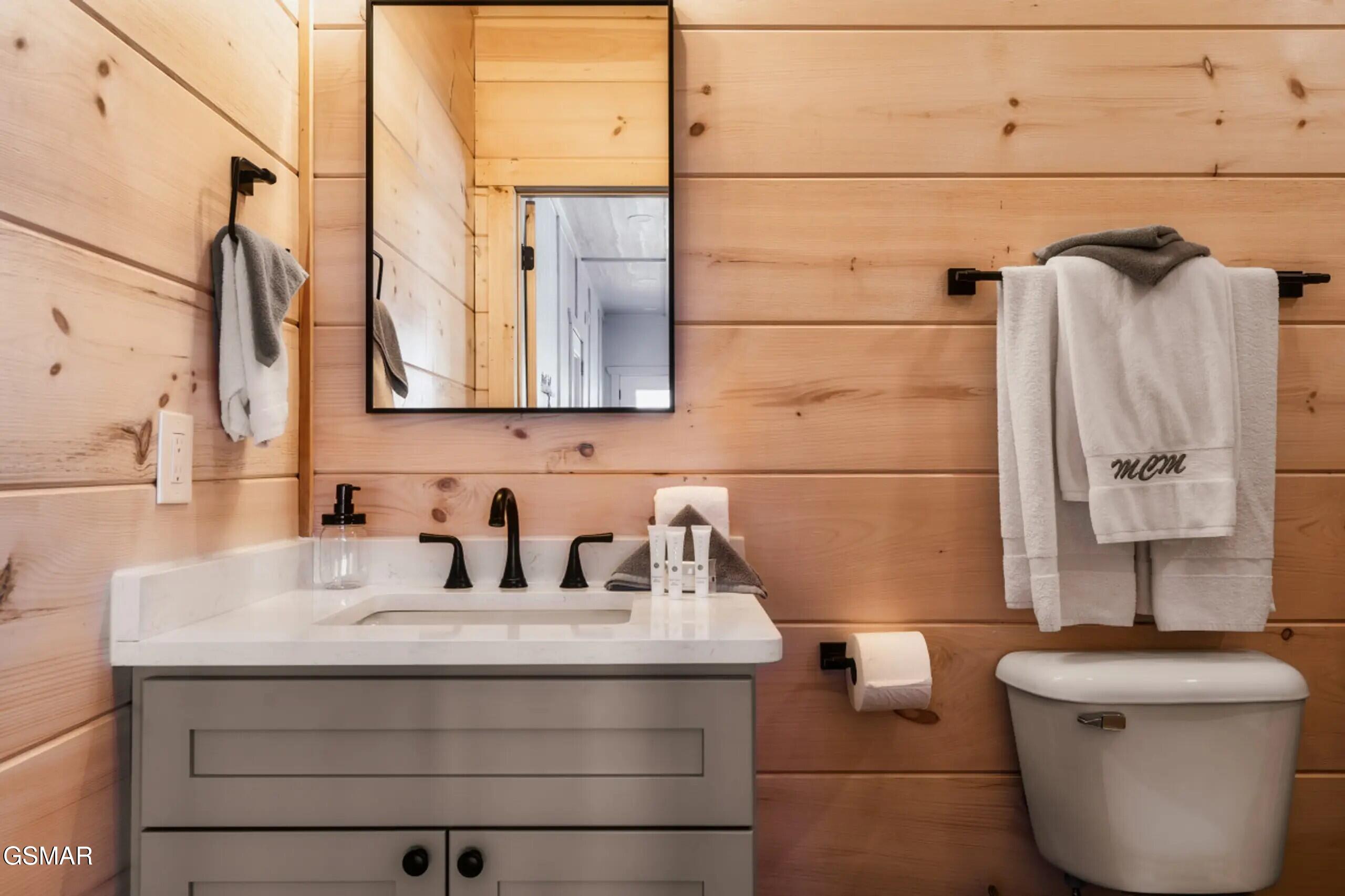 2852 Sequoia Road Pigeon Forge TN 37863