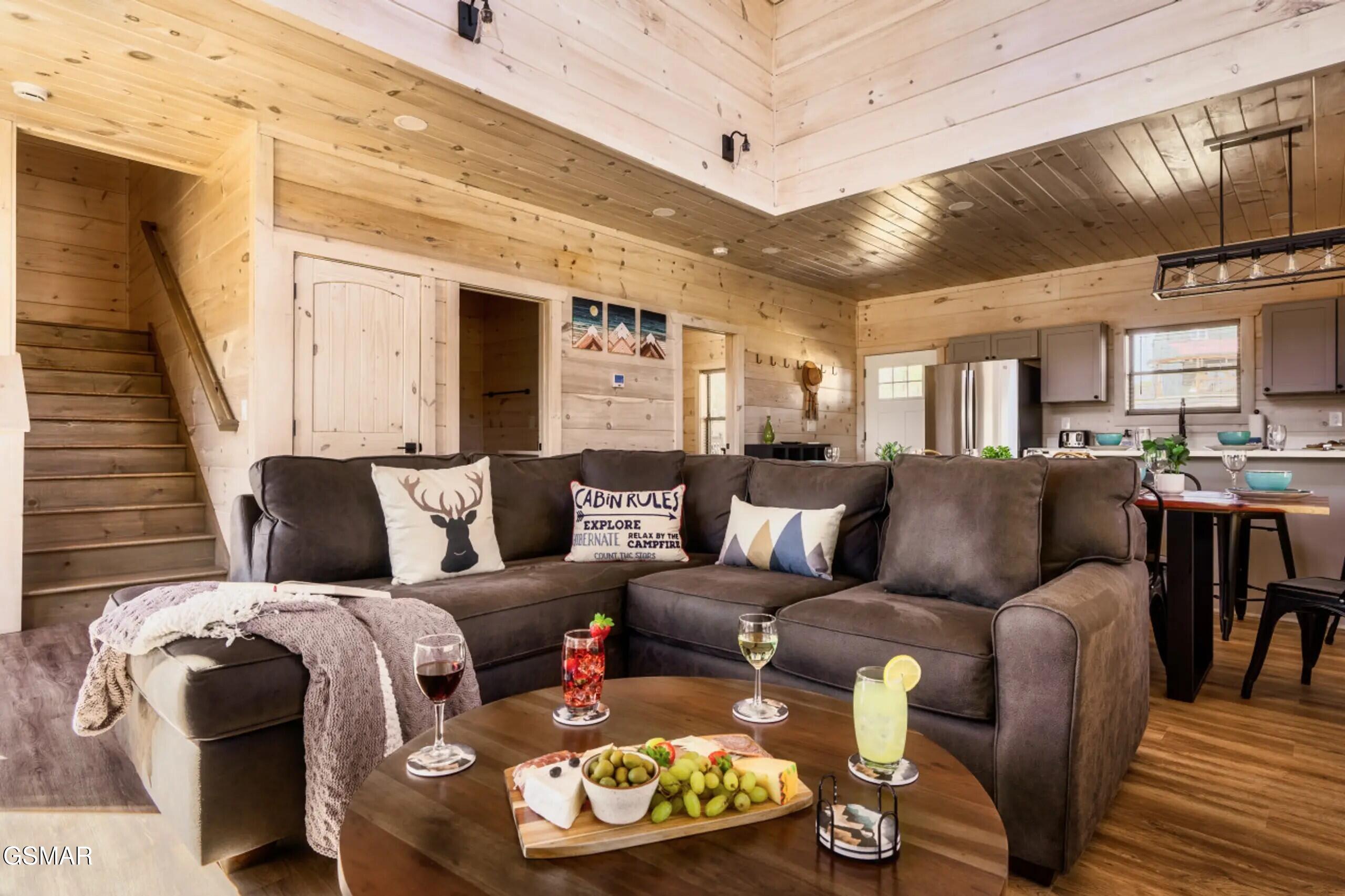 2852 Sequoia Road Pigeon Forge TN 37863