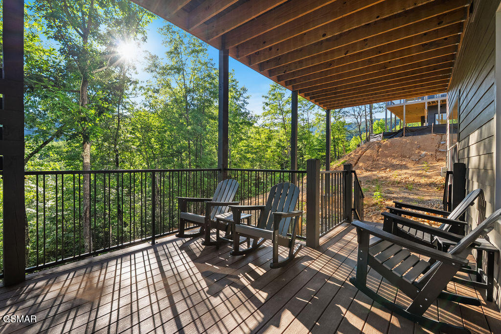 1429 Mountain Ash Way Sevierville TN 37876