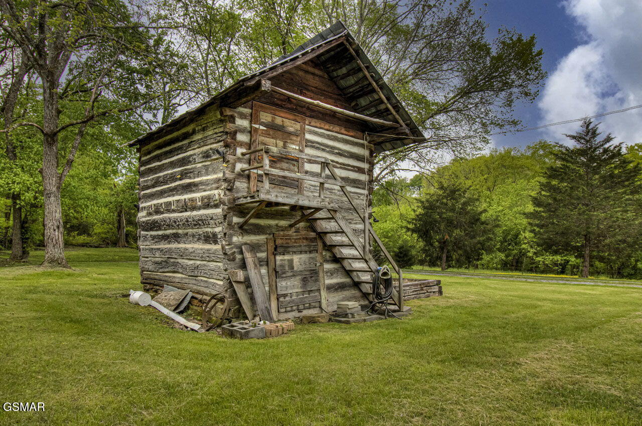 2234 Green Acres Circle Sevierville TN 37862