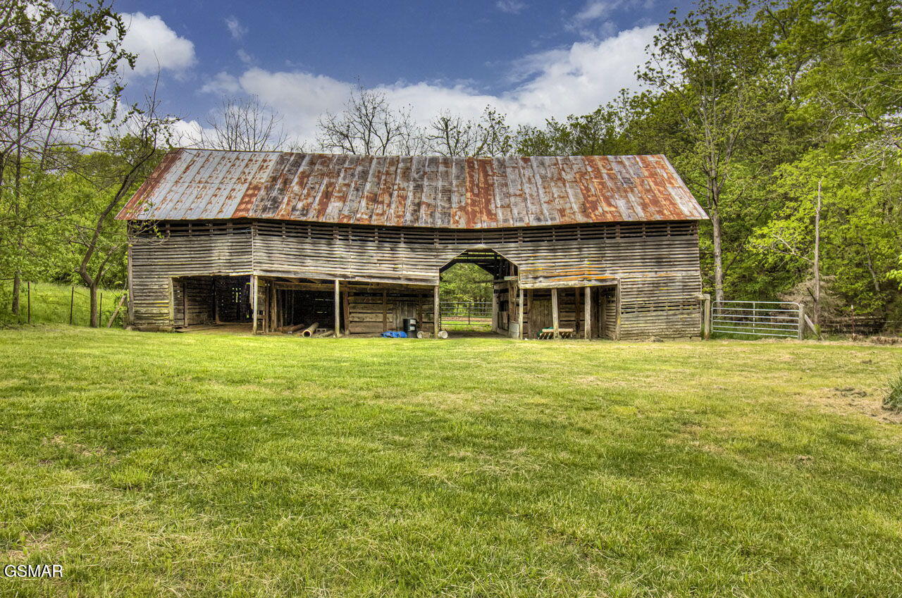 2234 Green Acres Circle Sevierville TN 37862