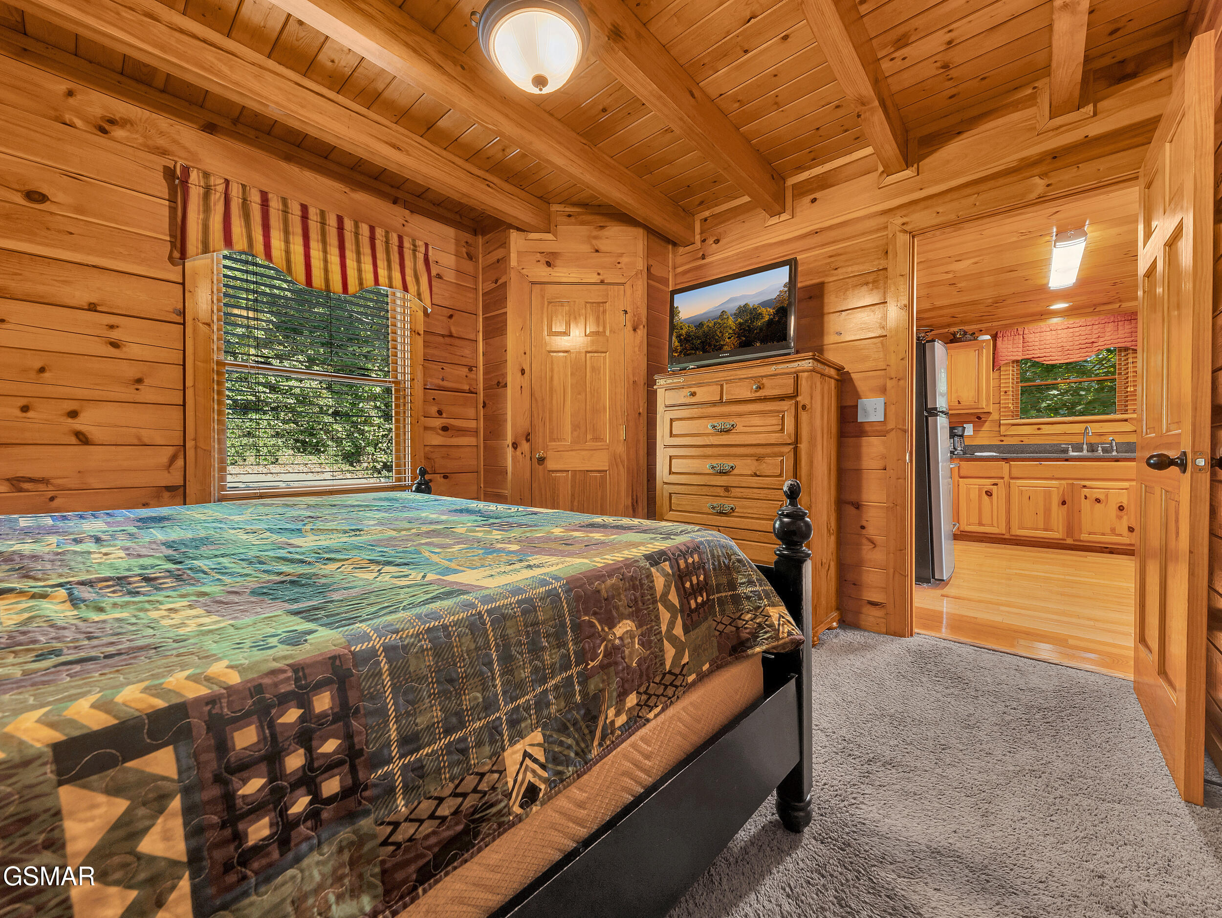 4445 Forest Vista Way Pigeon Forge TN 37863