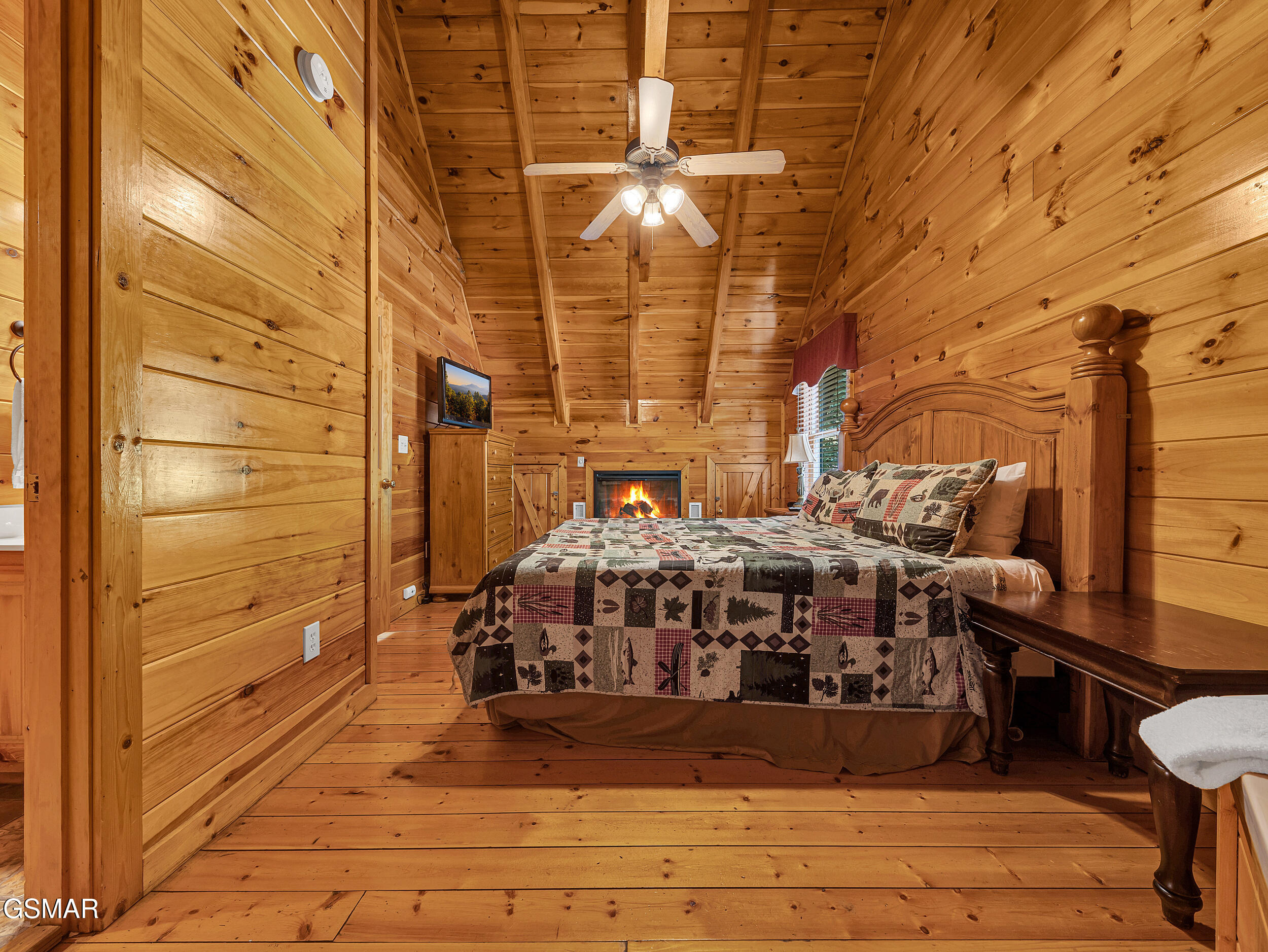 4445 Forest Vista Way Pigeon Forge TN 37863