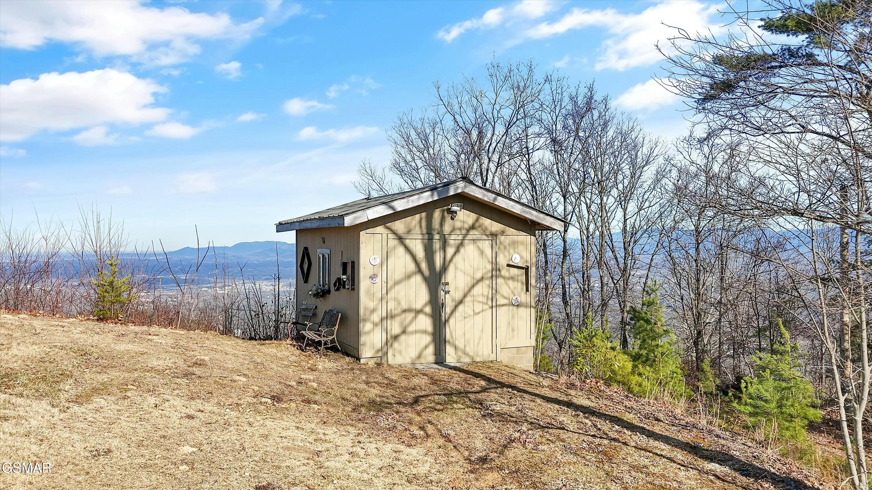3060 Tower Road Sevierville TN 37876