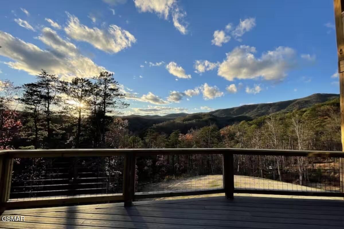 3142 Smoky Bluff Trail Sevierville TN 37862