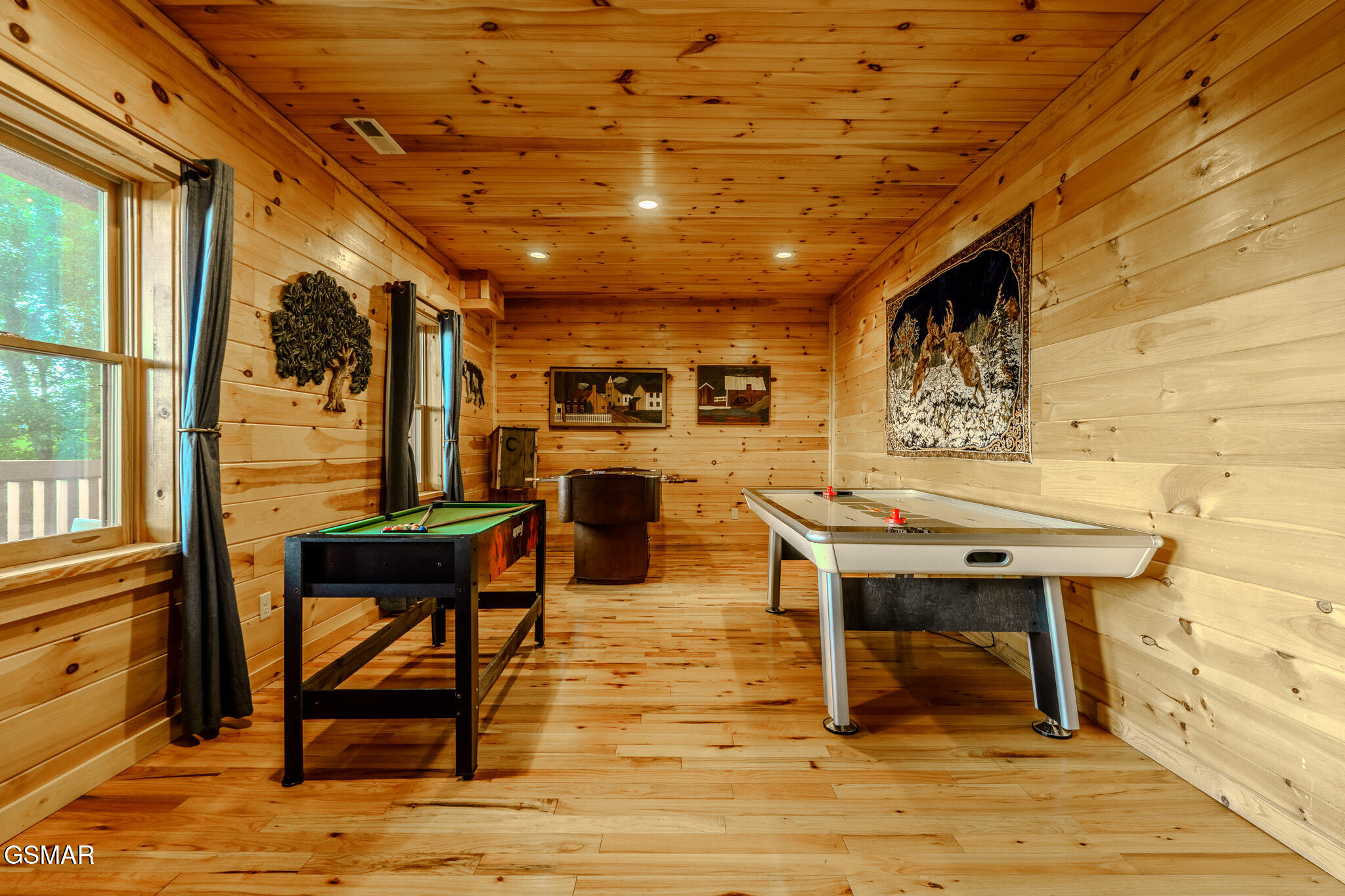 569 Forest Springs Drive Gatlinburg TN 37738