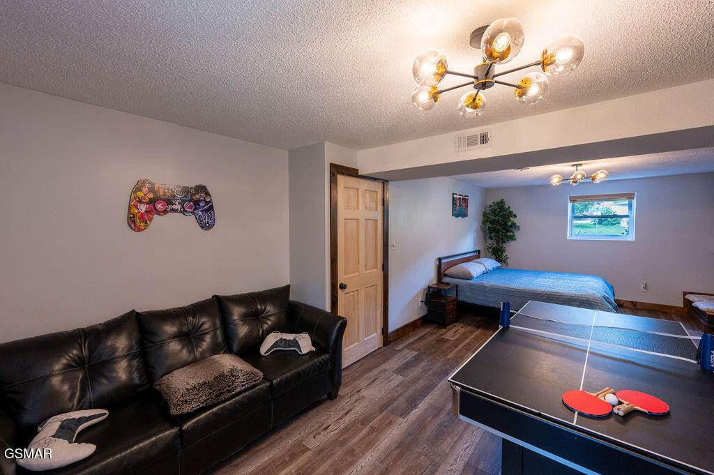 4020 Hitching Post Road Pigeon Forge TN 37863