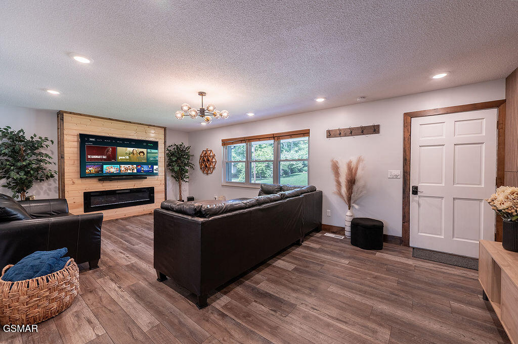 4020 Hitching Post Road Pigeon Forge TN 37863