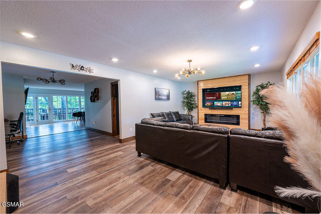 4020 Hitching Post Road Pigeon Forge TN 37863