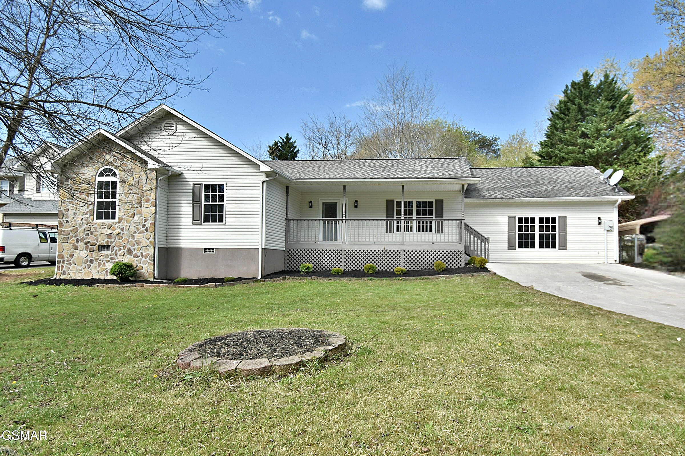 2913 Village Lane Sevierville TN 37862