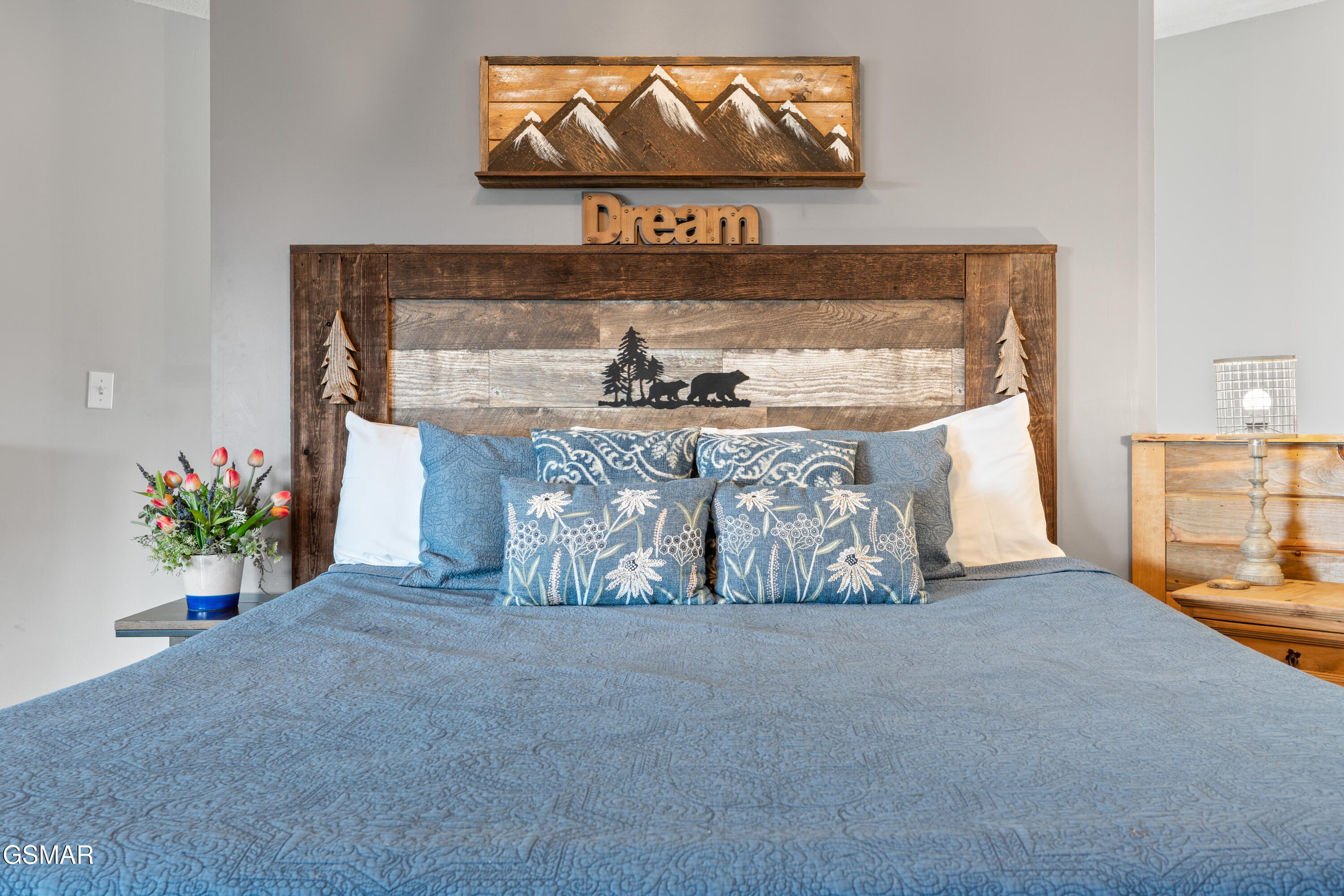 1386 Ski View Drive Gatlinburg TN 37738