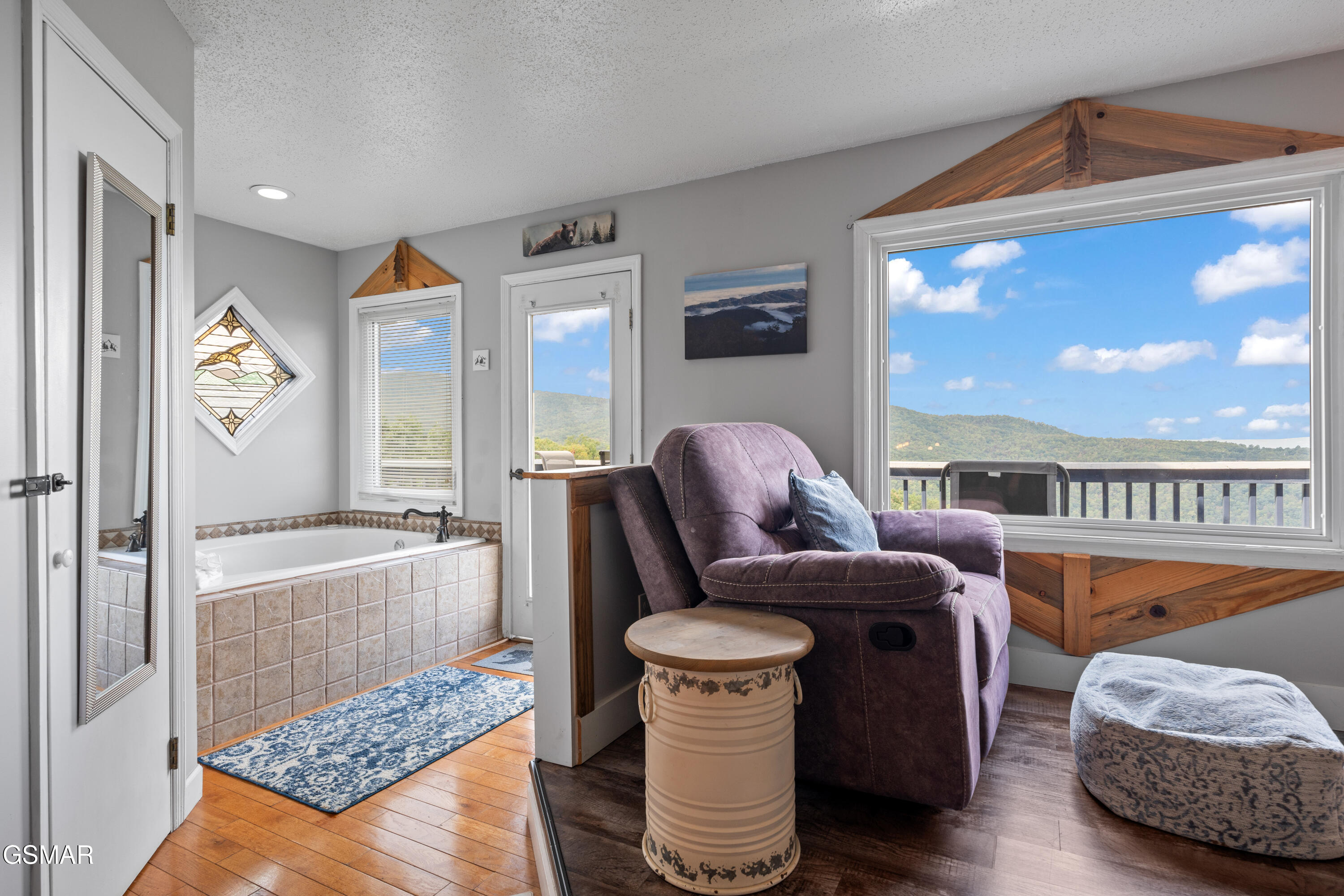 1386 Ski View Drive Gatlinburg TN 37738