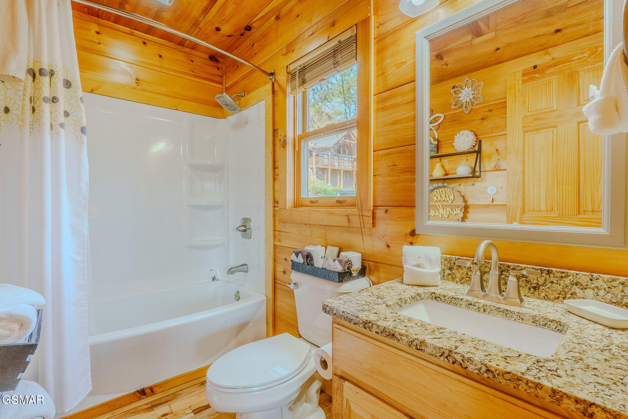 2109 Memory Way Sevierville TN 37876