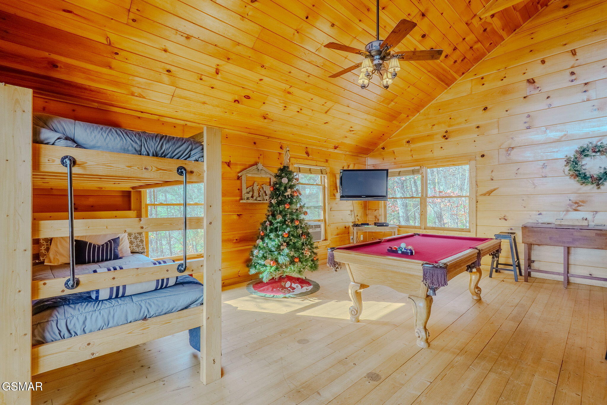 2109 Memory Way Sevierville TN 37876