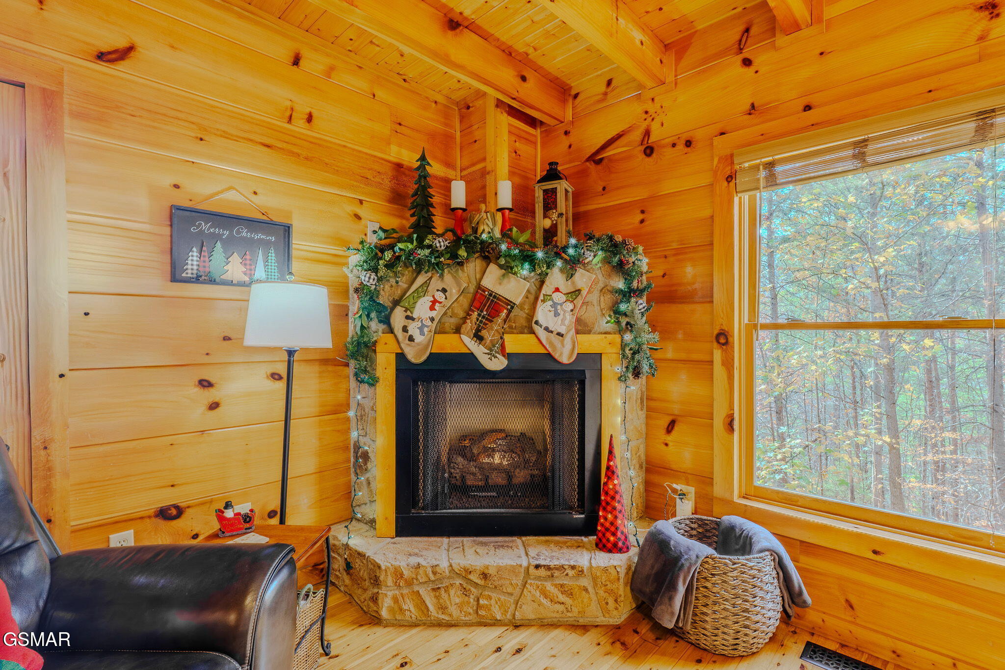 2109 Memory Way Sevierville TN 37876