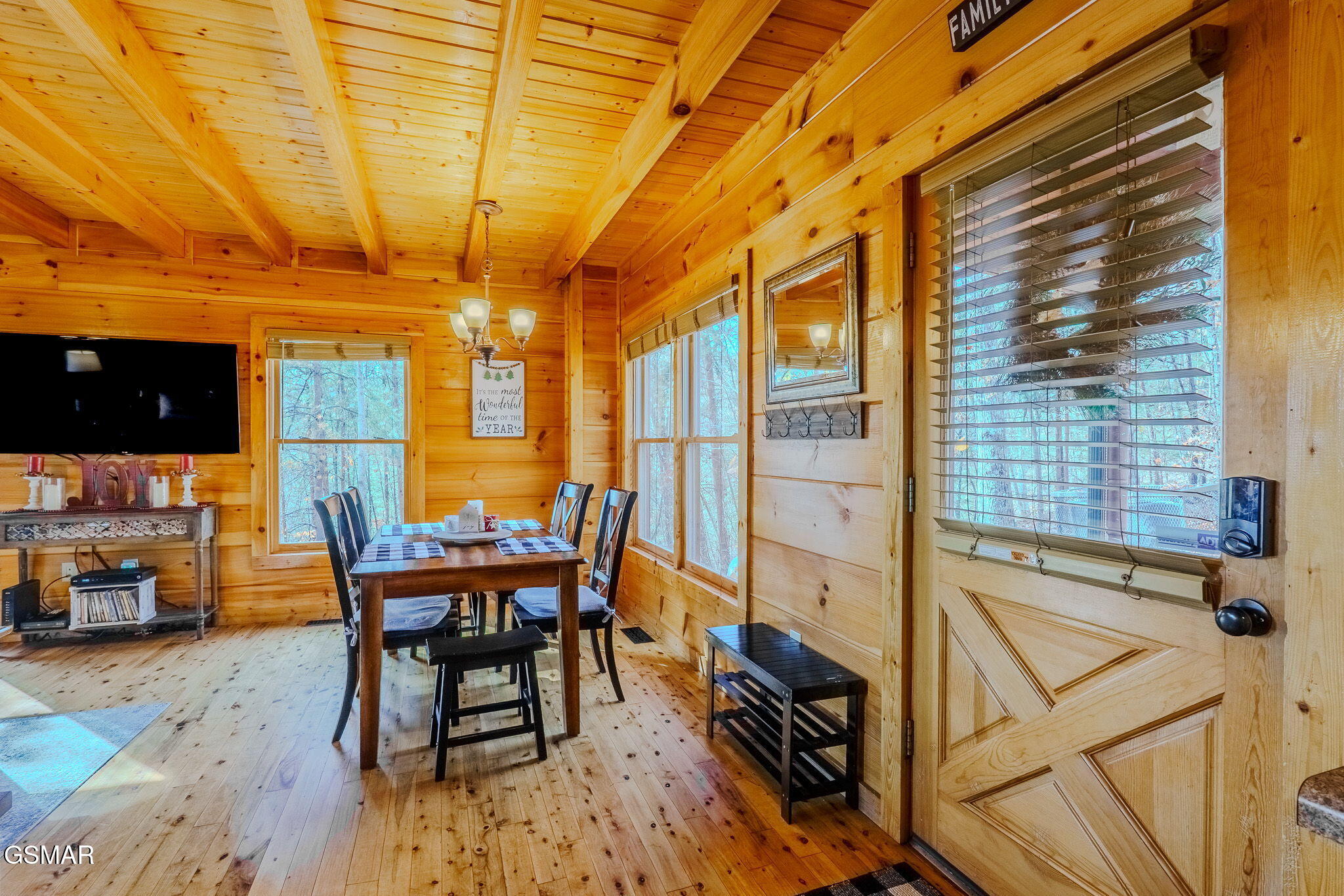 2109 Memory Way Sevierville TN 37876