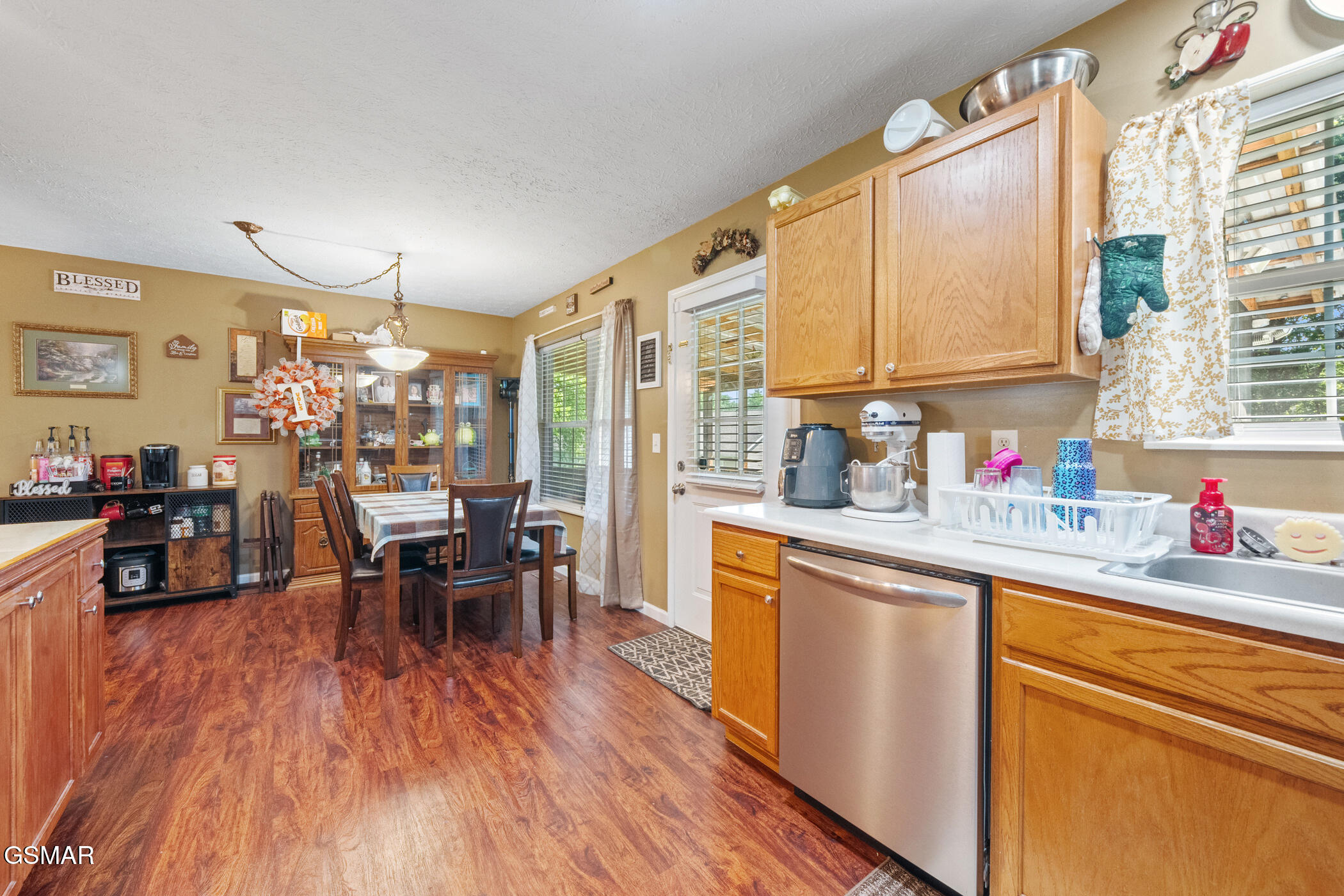 1717 Meadow Ridge Circle Sevierville TN 37862