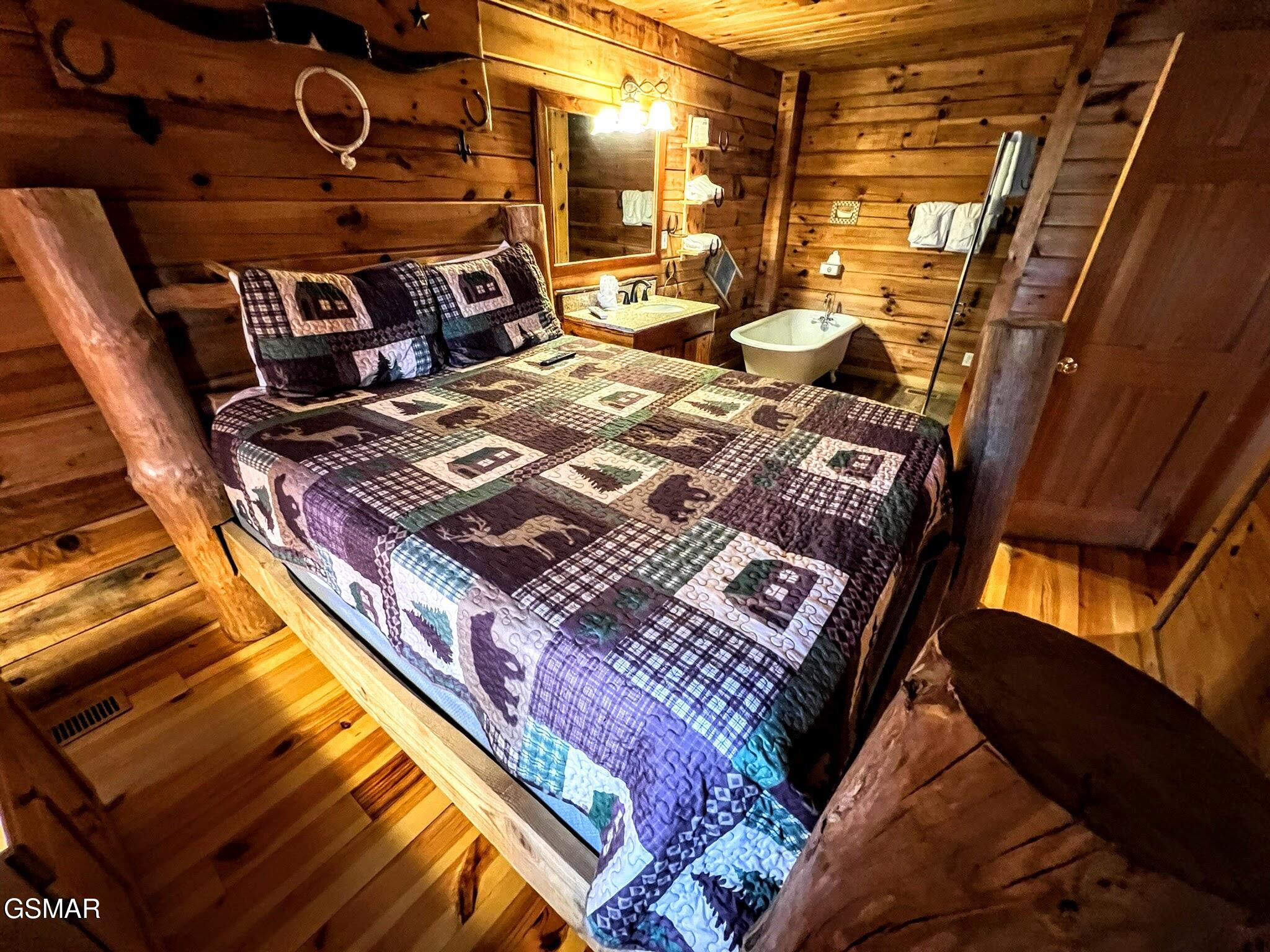 3035 Brothers Way Sevierville TN 37862