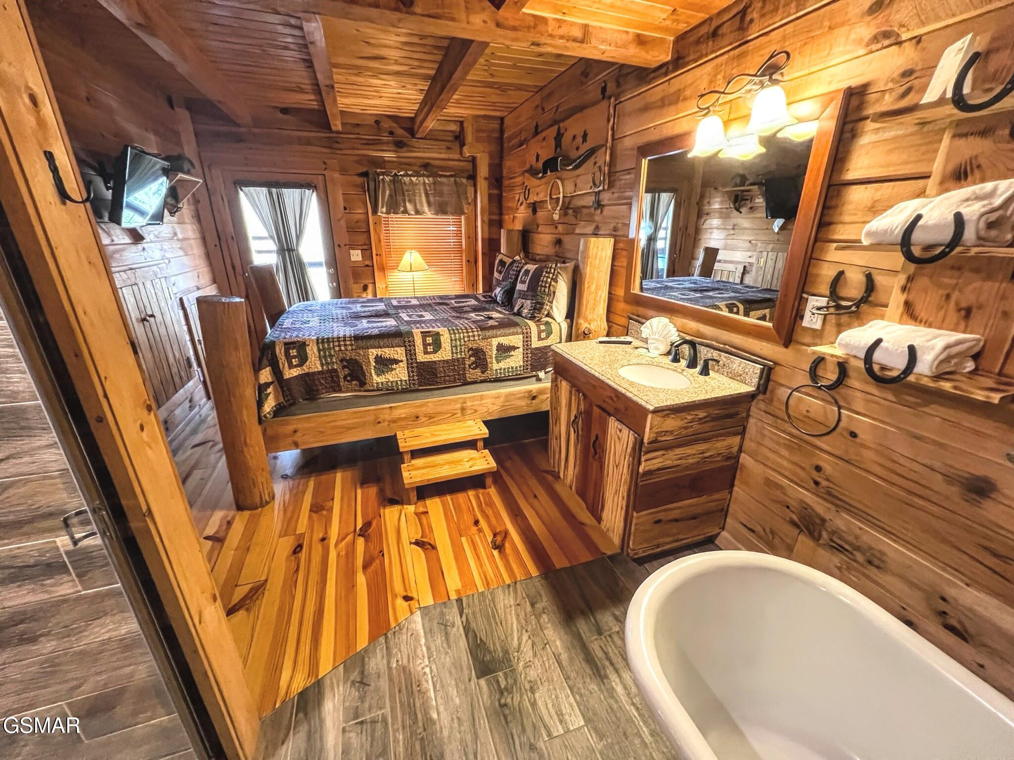 3035 Brothers Way Sevierville TN 37862
