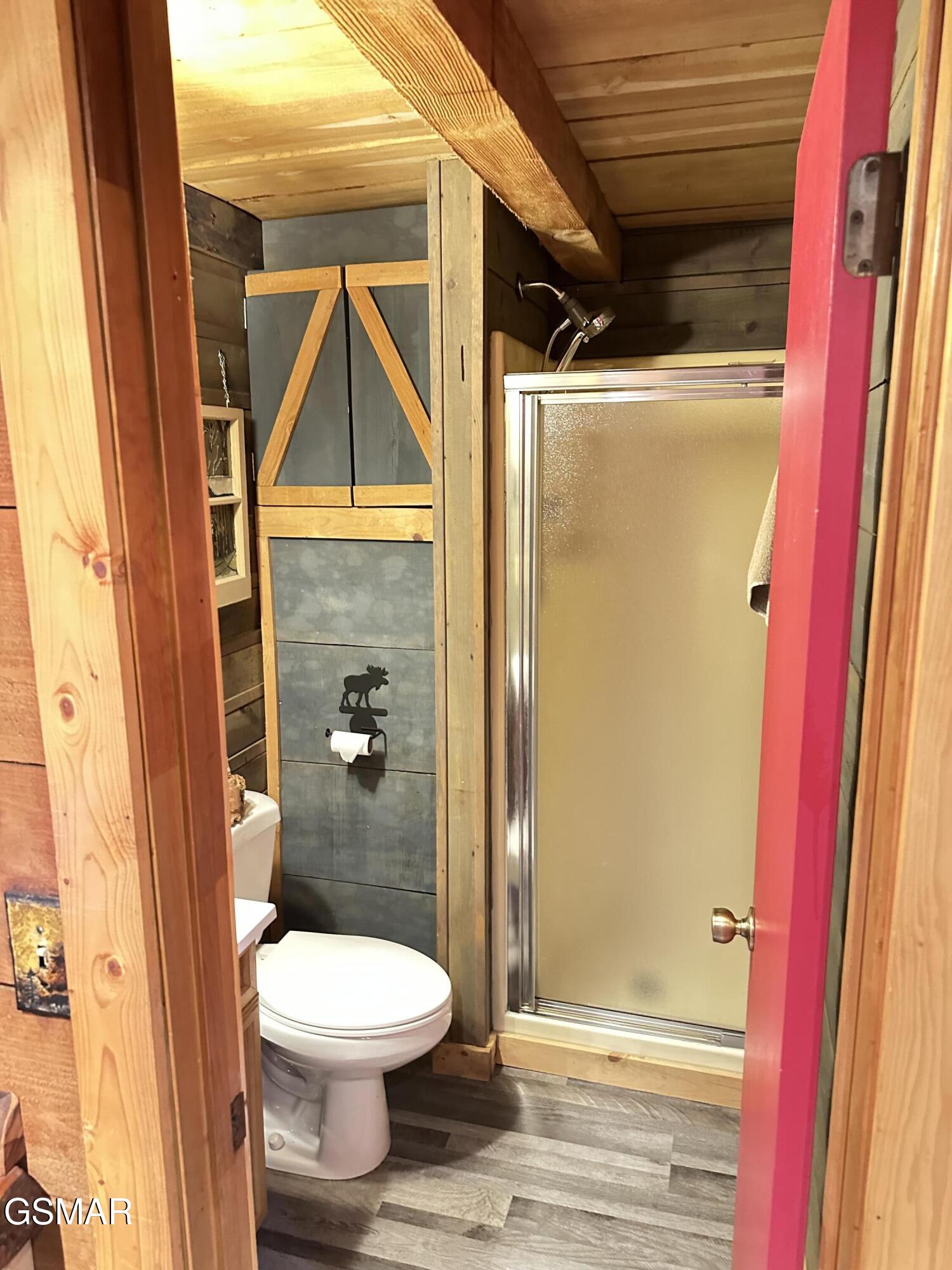 150 Cricket Hollow Way Cosby TN 37722