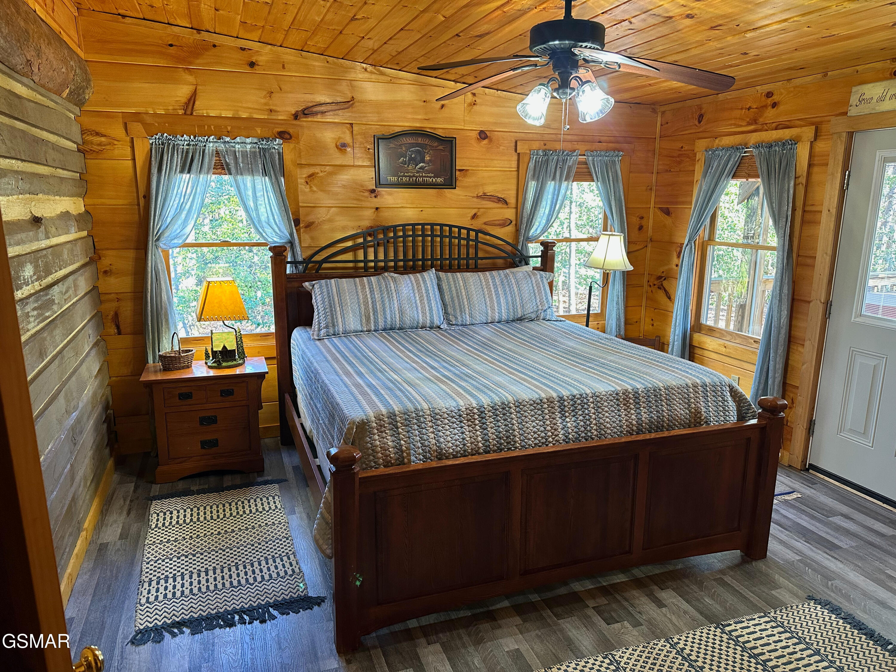 150 Cricket Hollow Way Cosby TN 37722