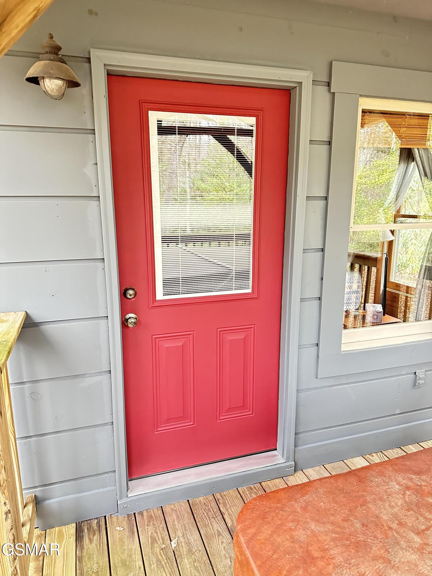 150 Cricket Hollow Way Cosby TN 37722