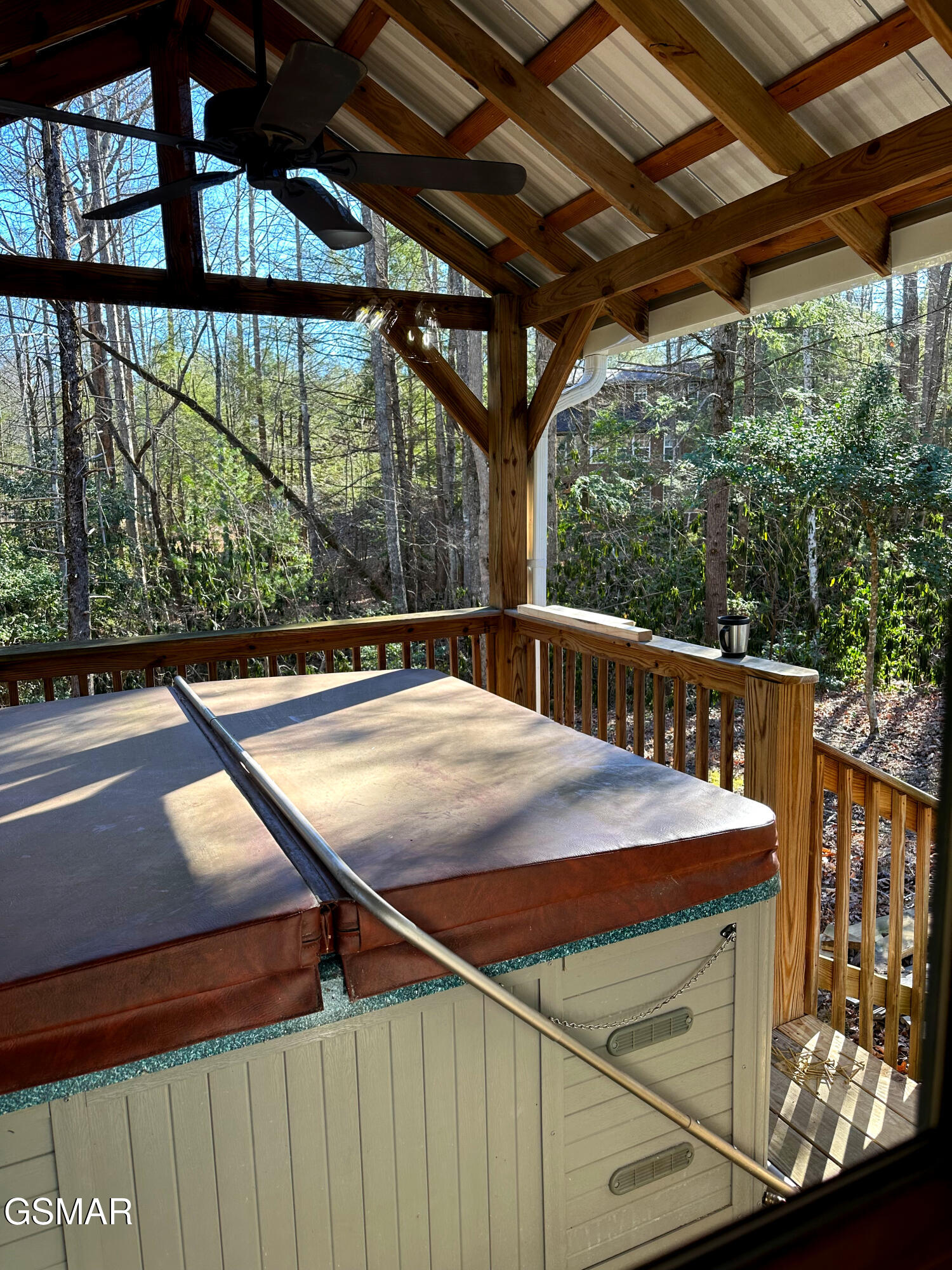 150 Cricket Hollow Way Cosby TN 37722