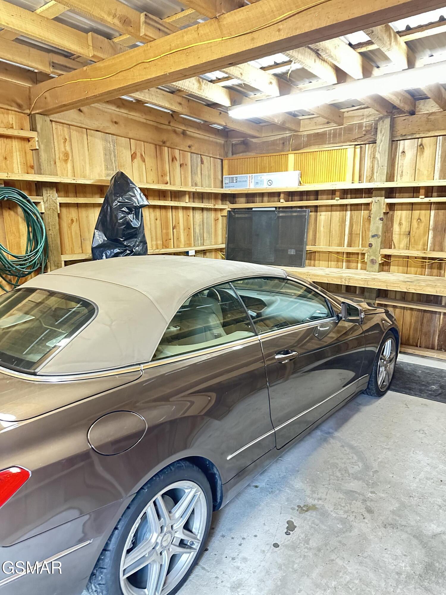 150 Cricket Hollow Way Cosby TN 37722