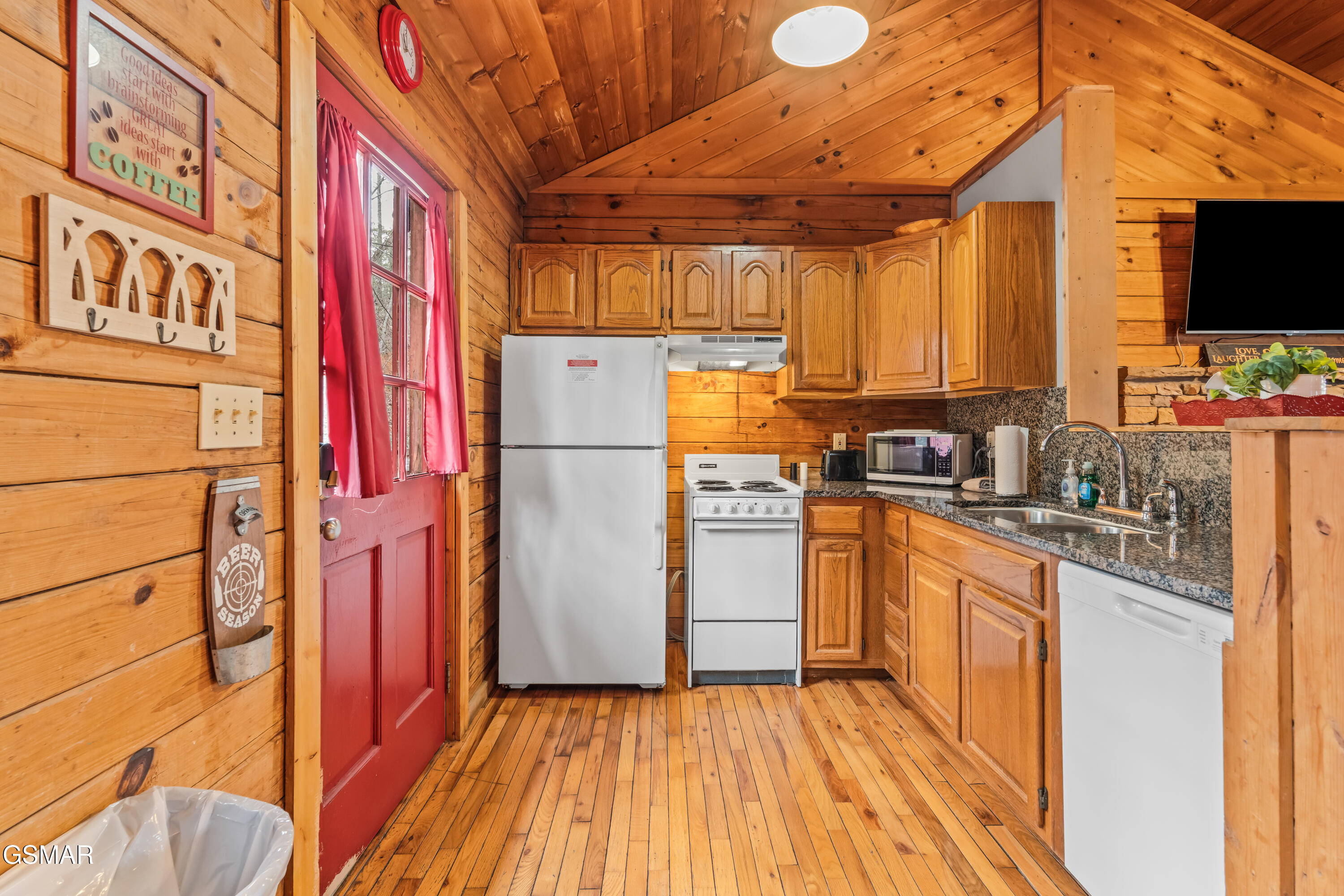 1716 Ridgecrest Drive Sevierville TN 37876