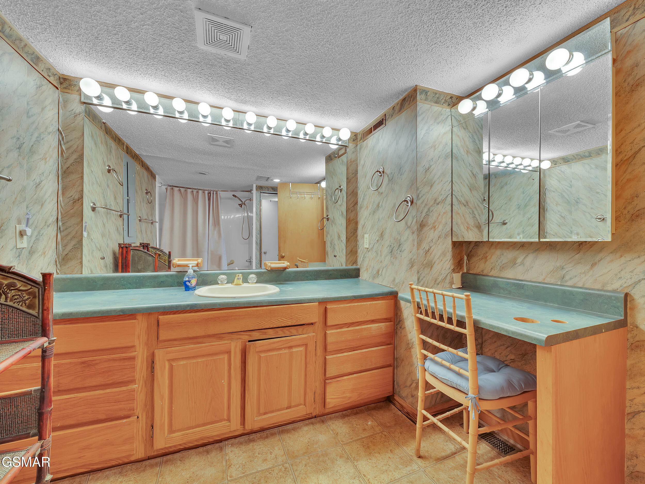 2150 Galloway Island Drive Dandridge TN 37725