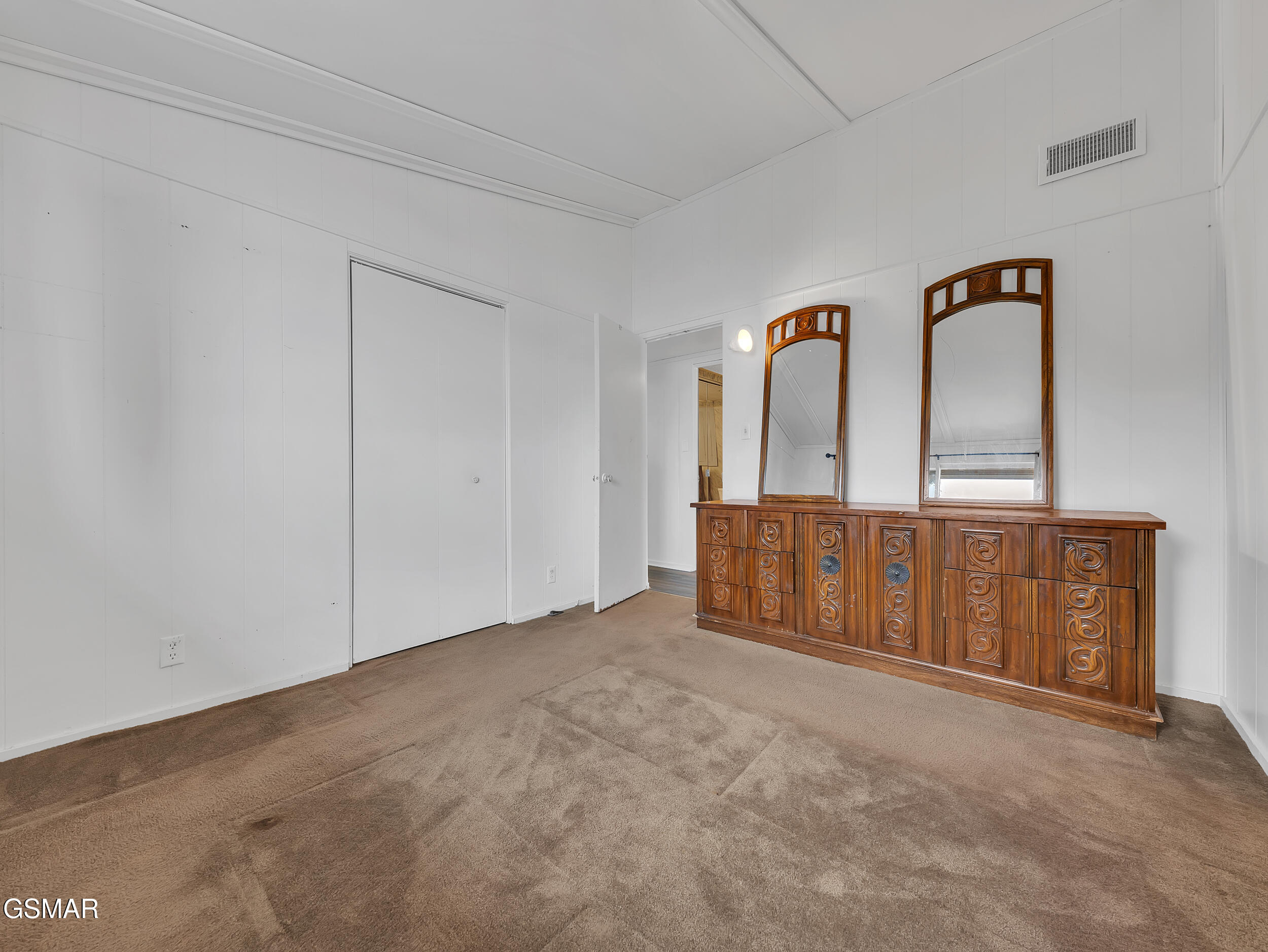 2150 Galloway Island Drive Dandridge TN 37725