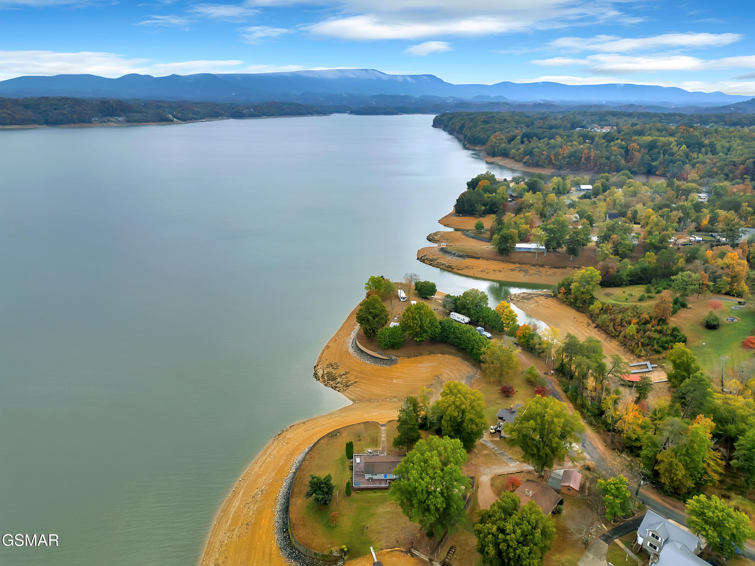 2150 Galloway Island Drive Dandridge TN 37725