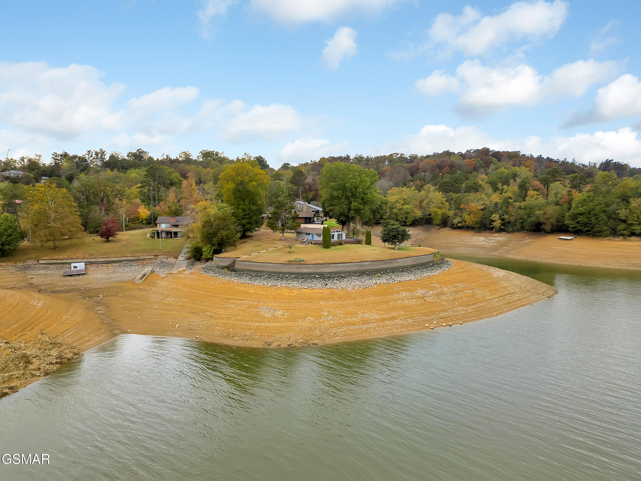 2150 Galloway Island Drive Dandridge TN 37725