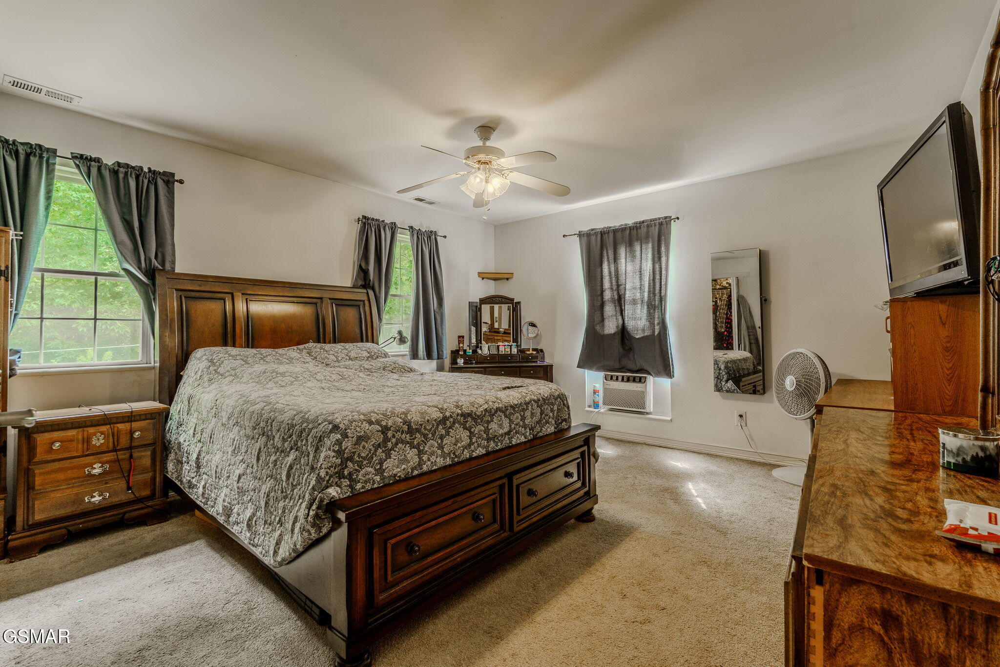 1315 River Road Kingston TN 37763