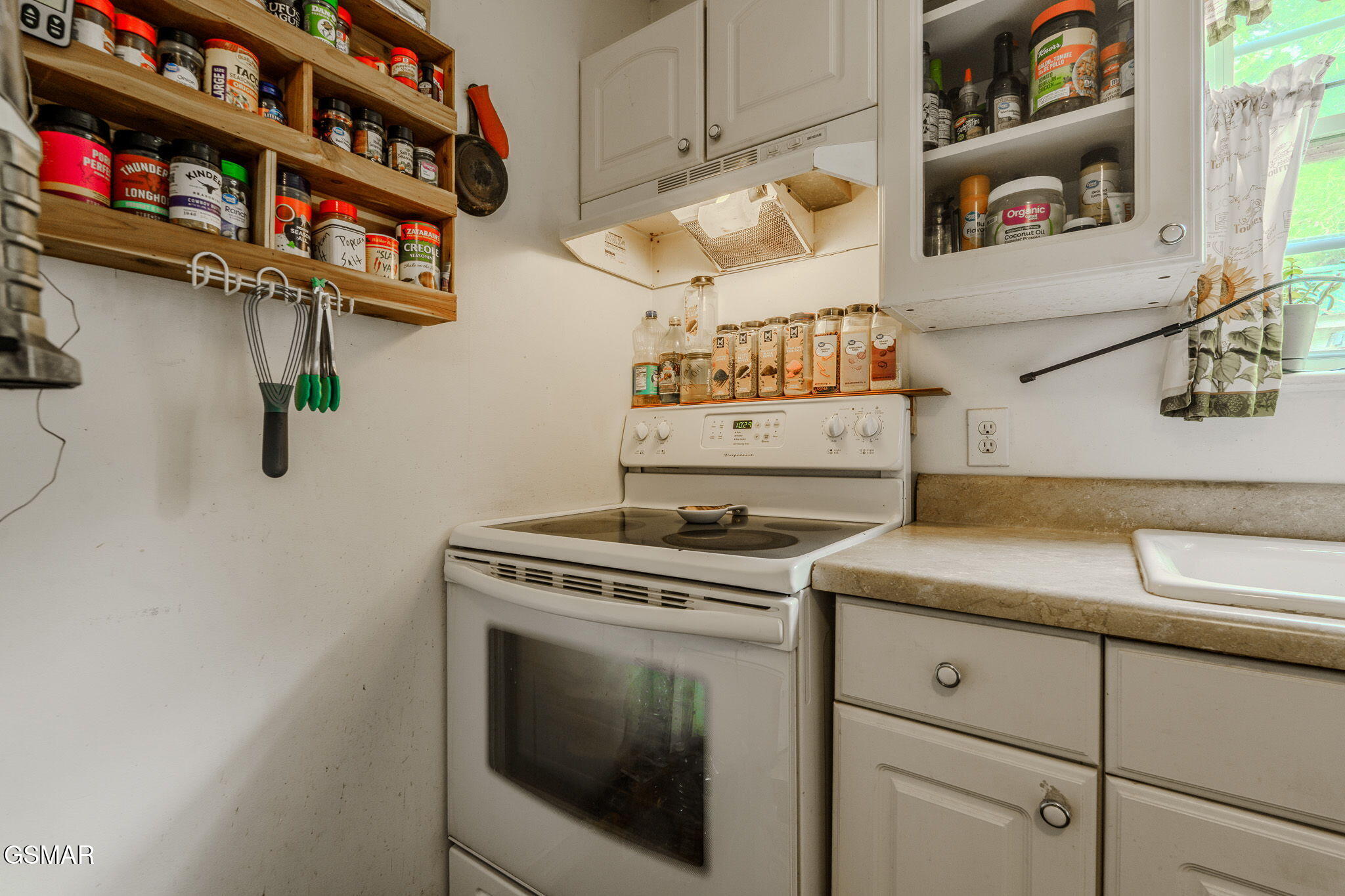 1315 River Road Kingston TN 37763