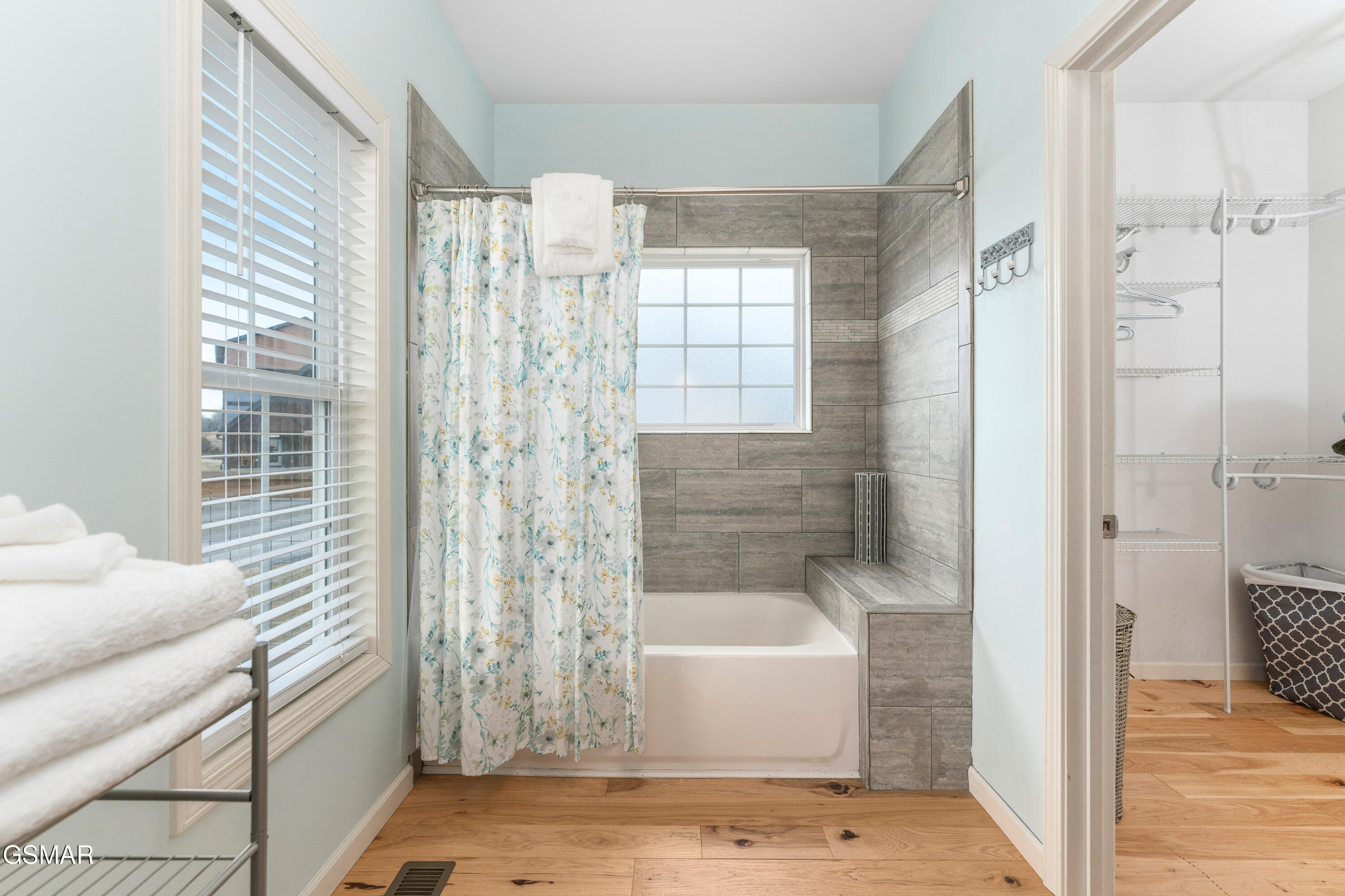 1131 Sanctuary Shores Way Sevierville TN 37876