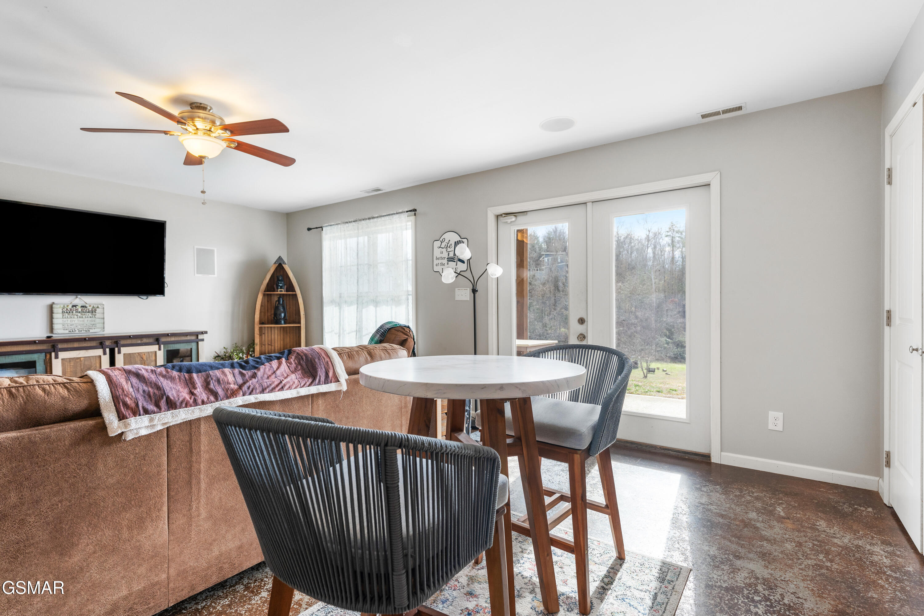 1131 Sanctuary Shores Way Sevierville TN 37876