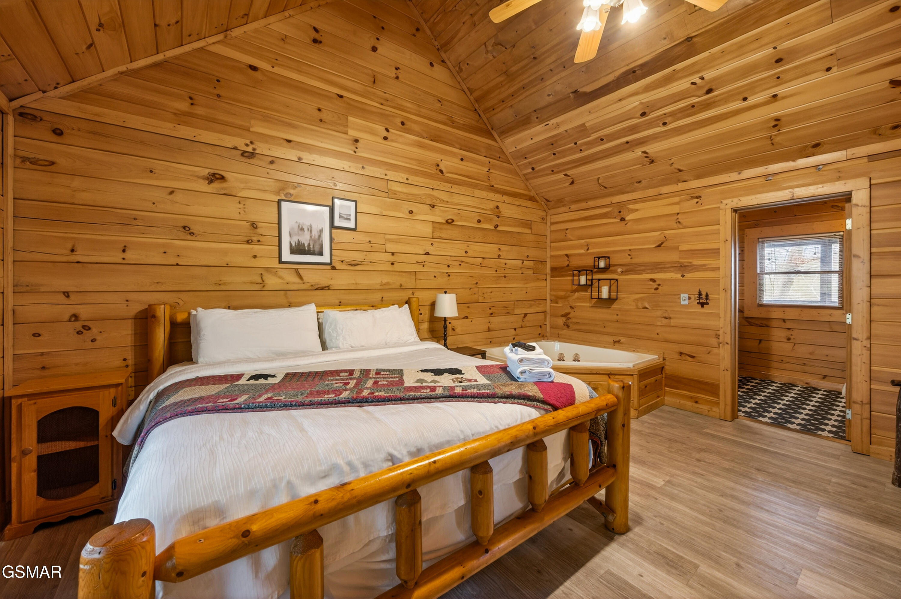 757 Chickasaw Gap Way Pigeon Forge TN 37863